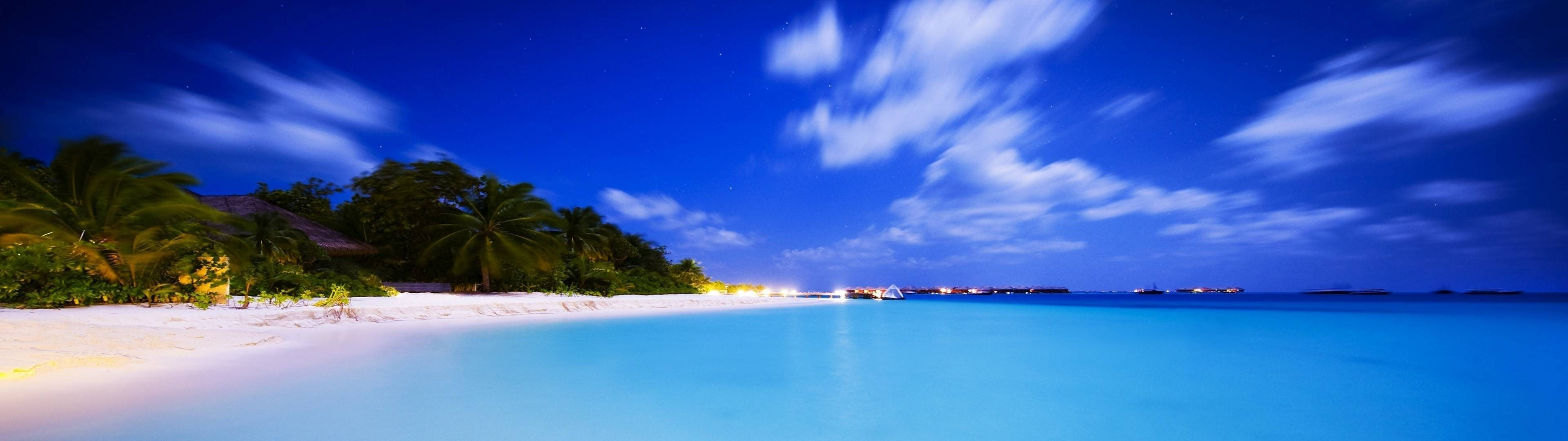 3840x1080 HD плажен пейзаж за двоен монитор Тапет
