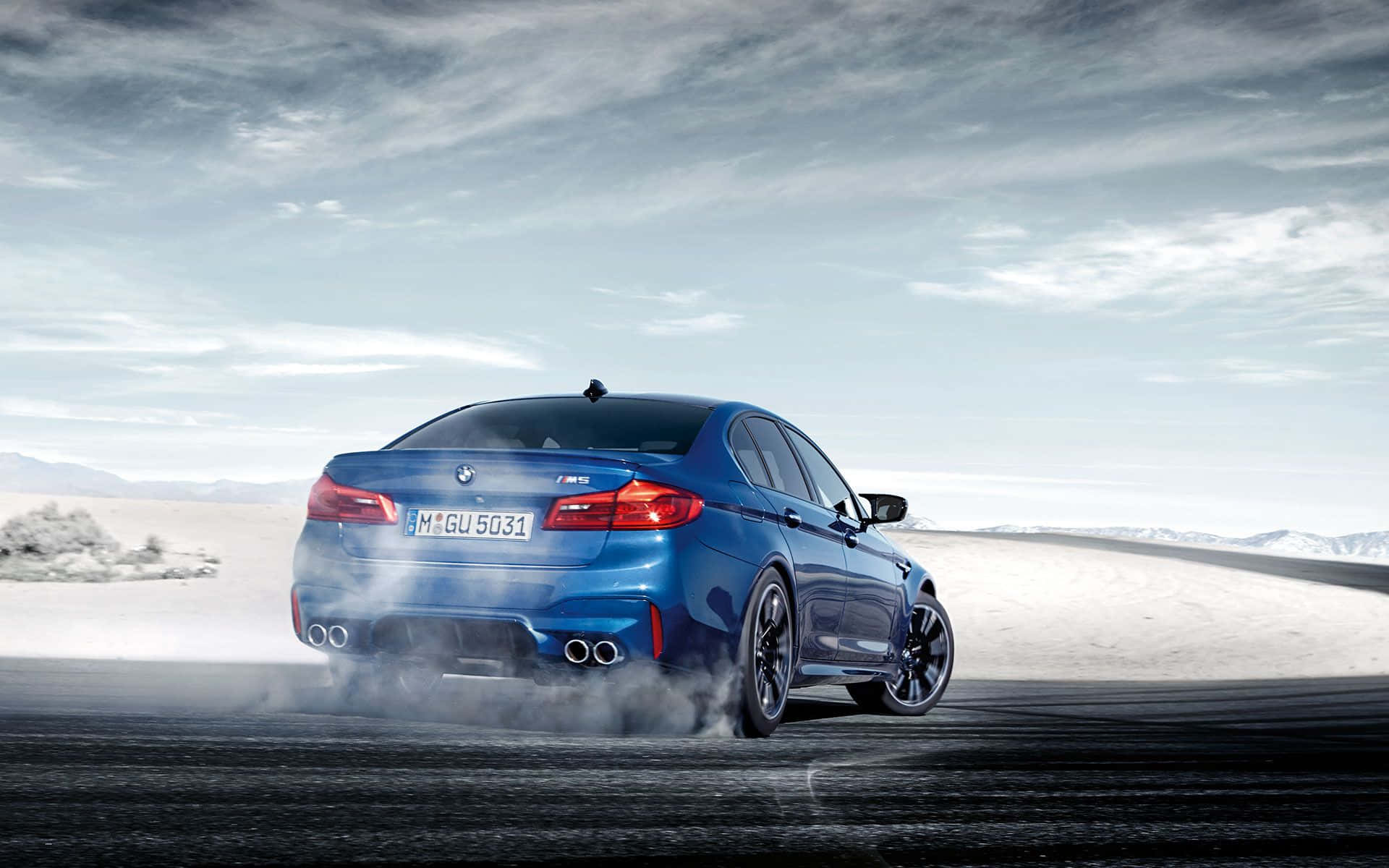 720p M Серия фон Син BMW M5 в снега Тапет