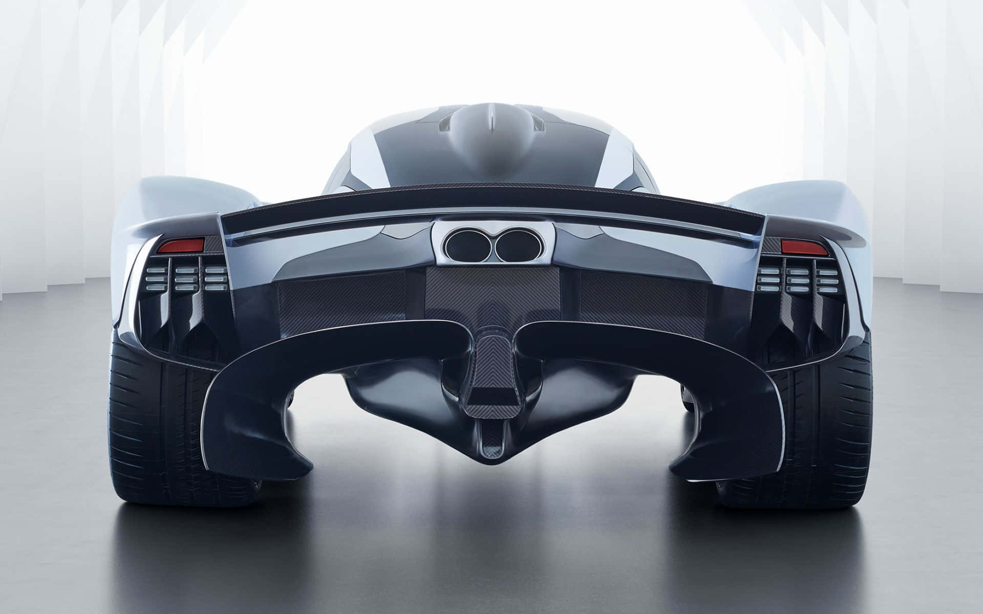 Aston Martin Valkyrie - Машина на мечти в действие Тапет