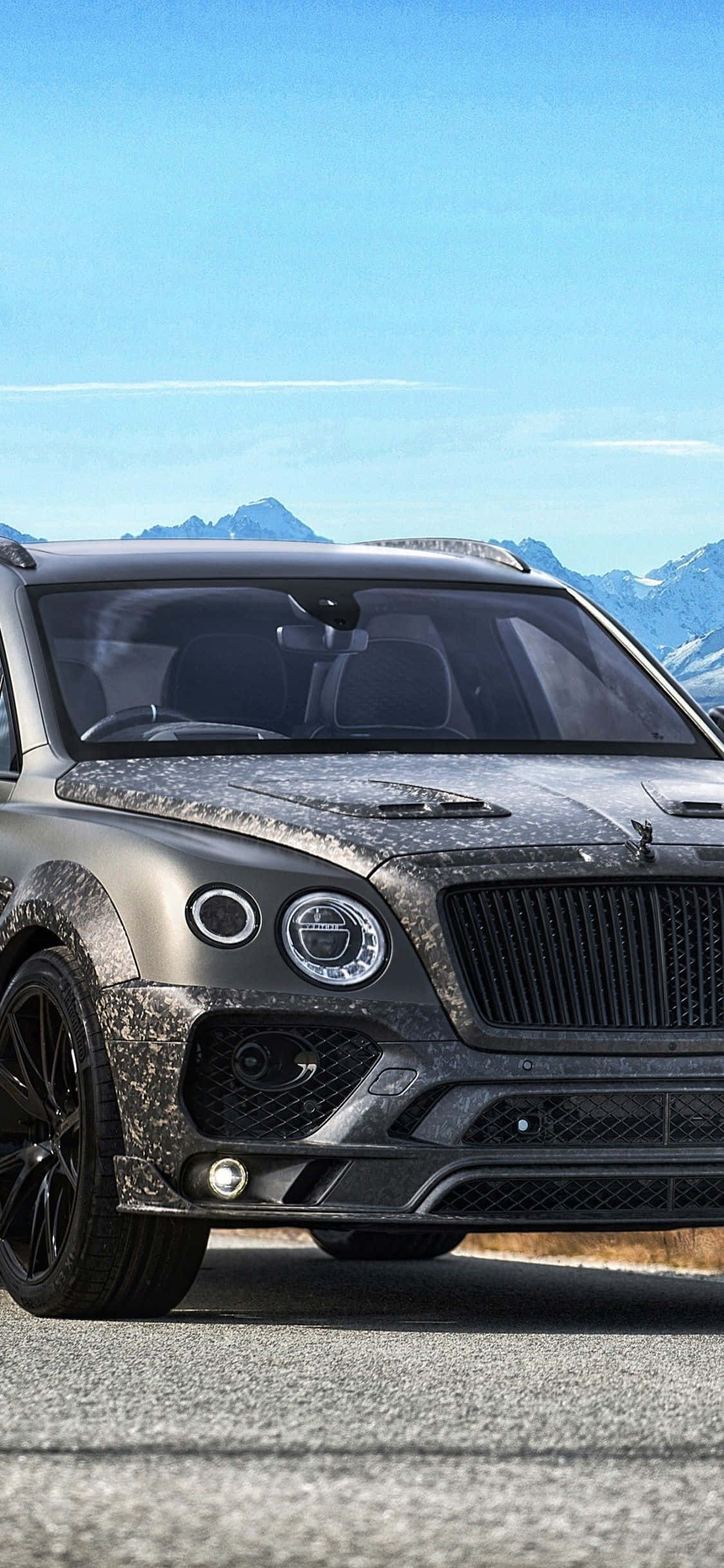 Тъмно сив Bentley Bentayga iPhone Тапет