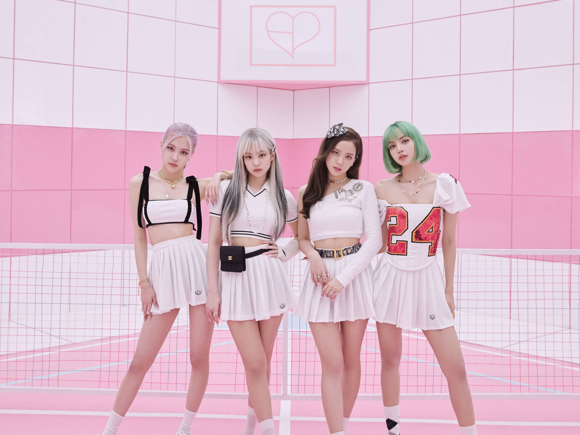 Членове на Blackpink в тенис екипи за десктоп Тапет