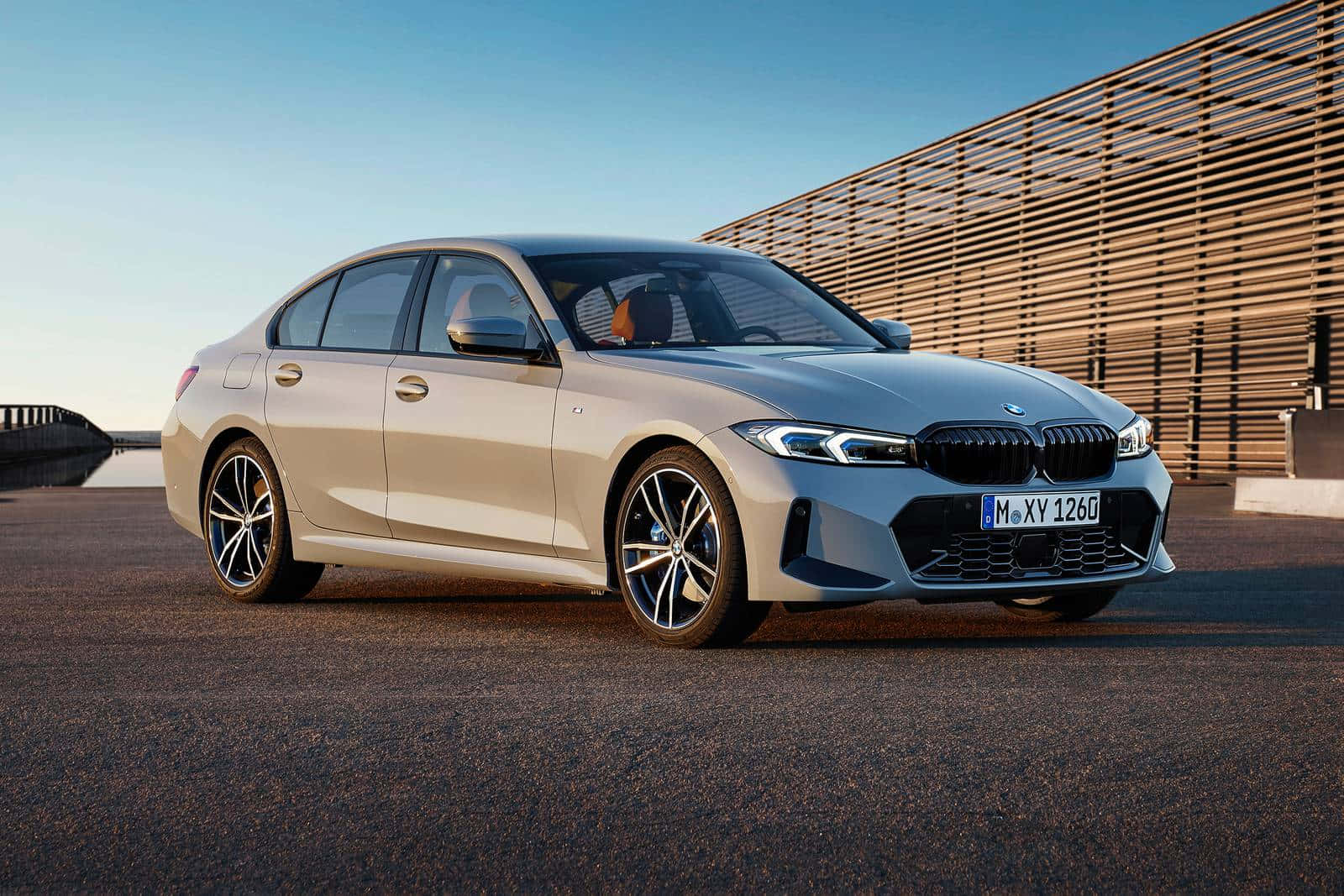 Изживейте мощта на BMW Тапет