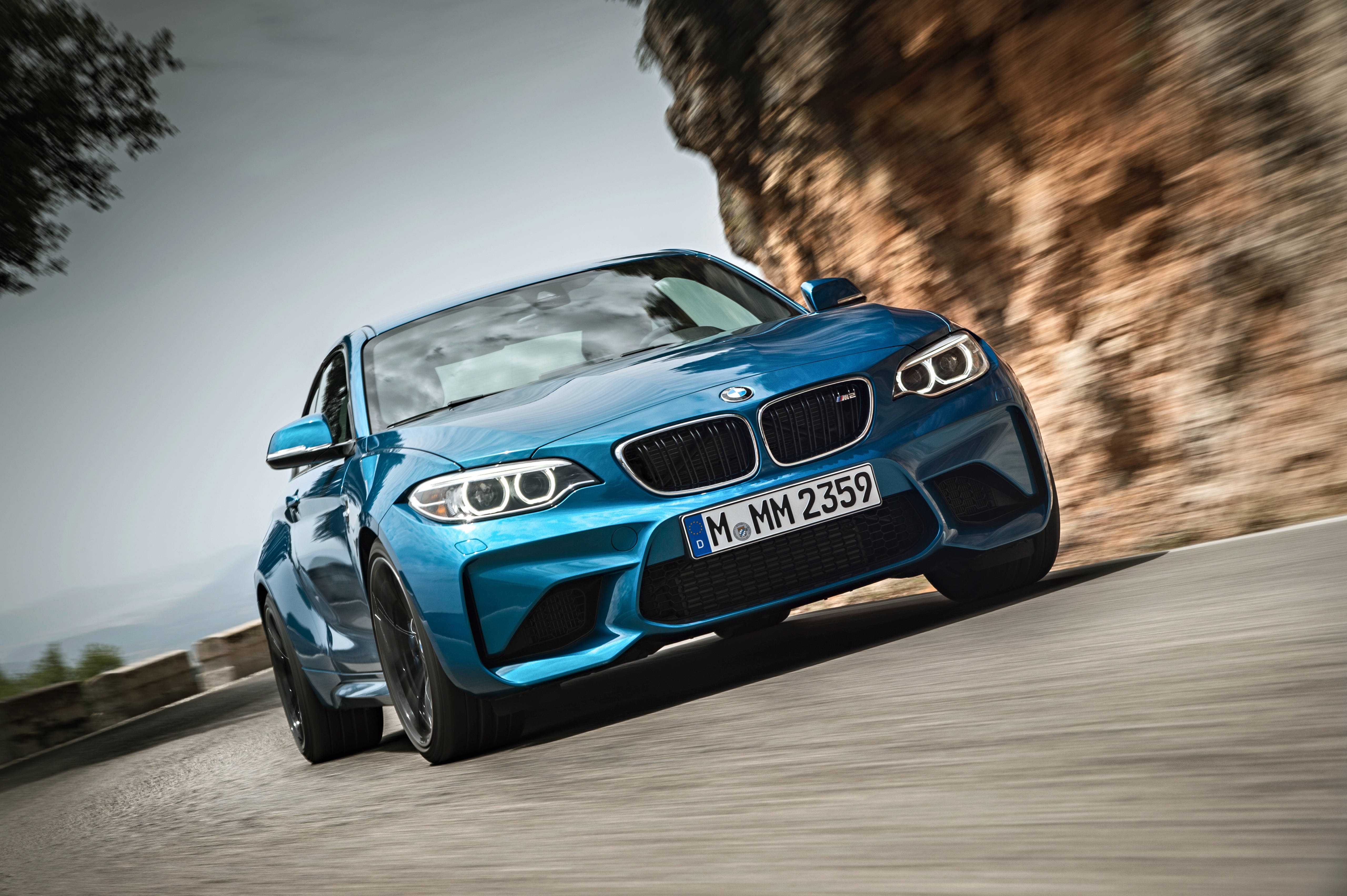 Изстрел с BMW M2 Тапет