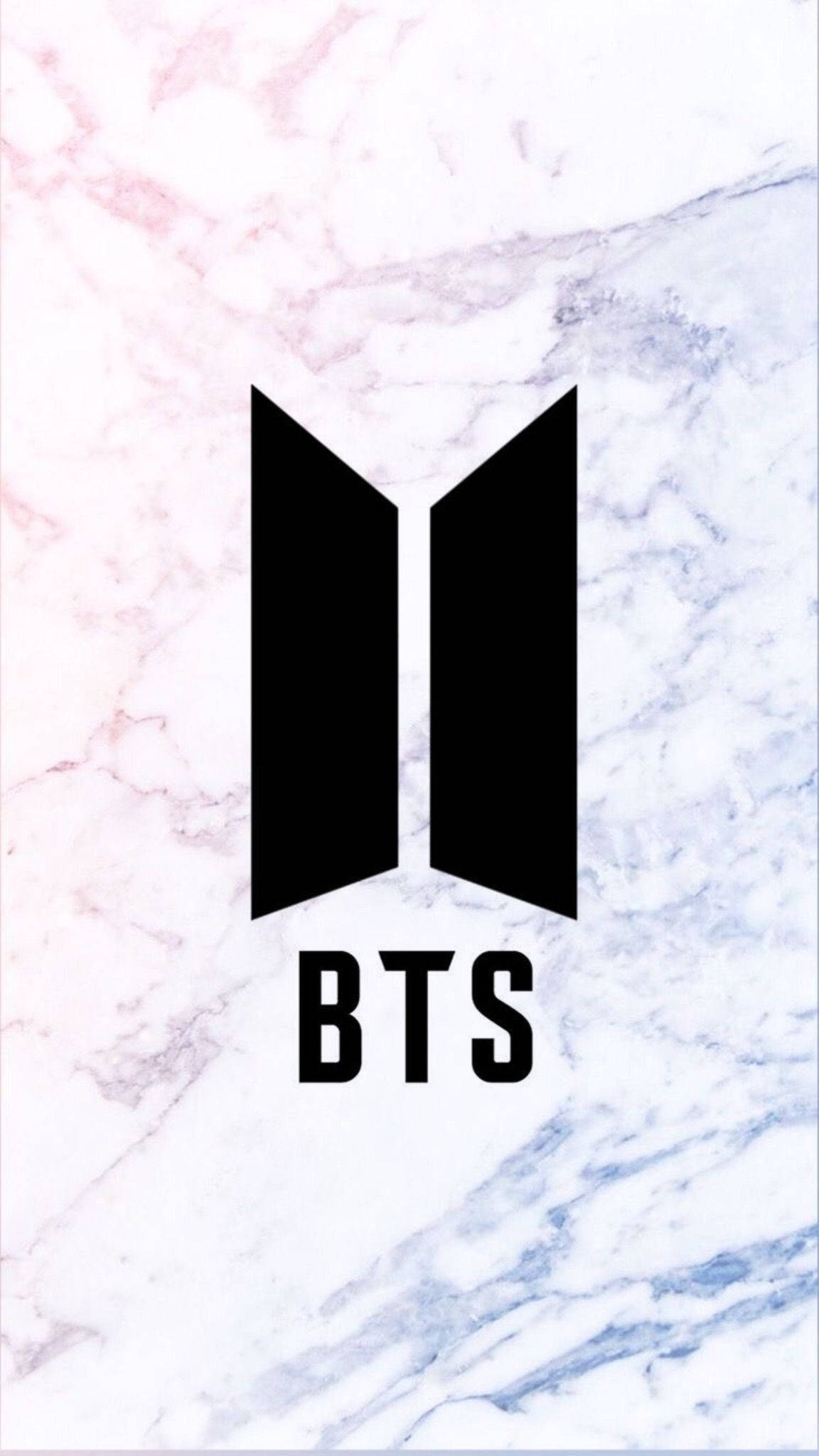 Минималистично черно лого на BTS Тапет