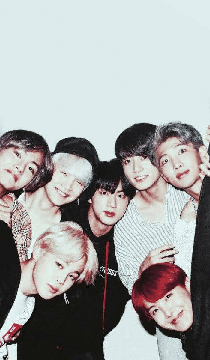 Почувствайте магията на BTS! Тапет