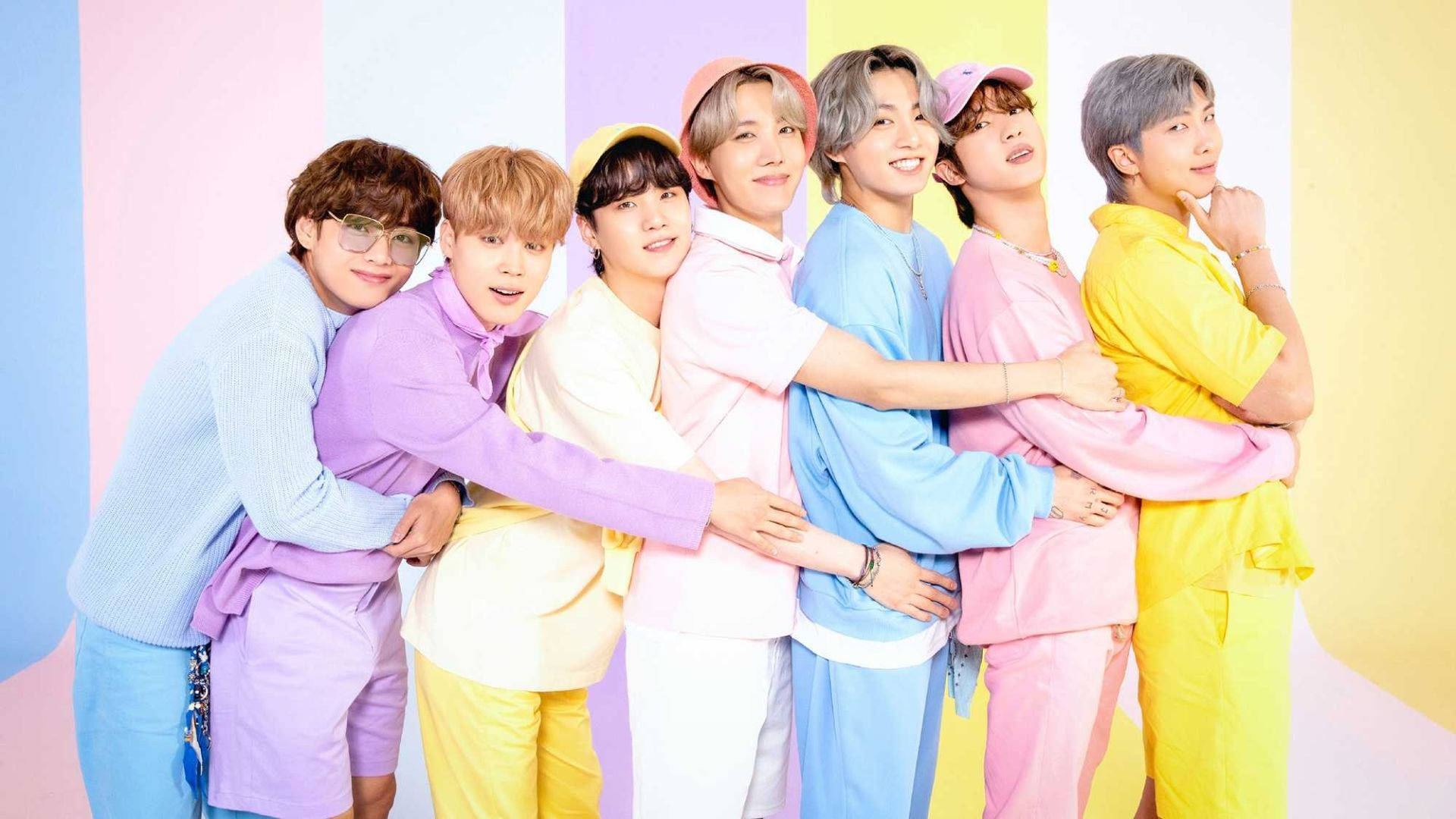 BTS прегръдка верига тапет за десктоп Тапет