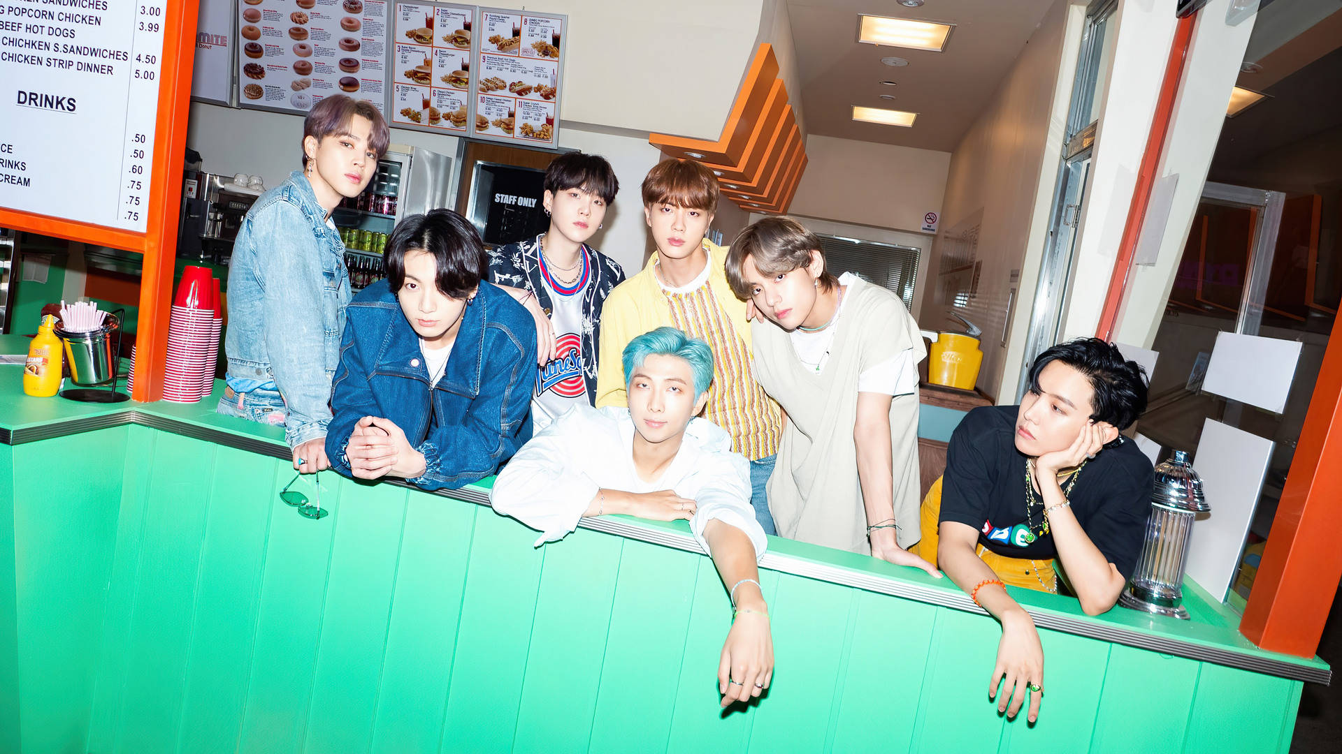 Групова снимка на BTS от Dynamite Тапет