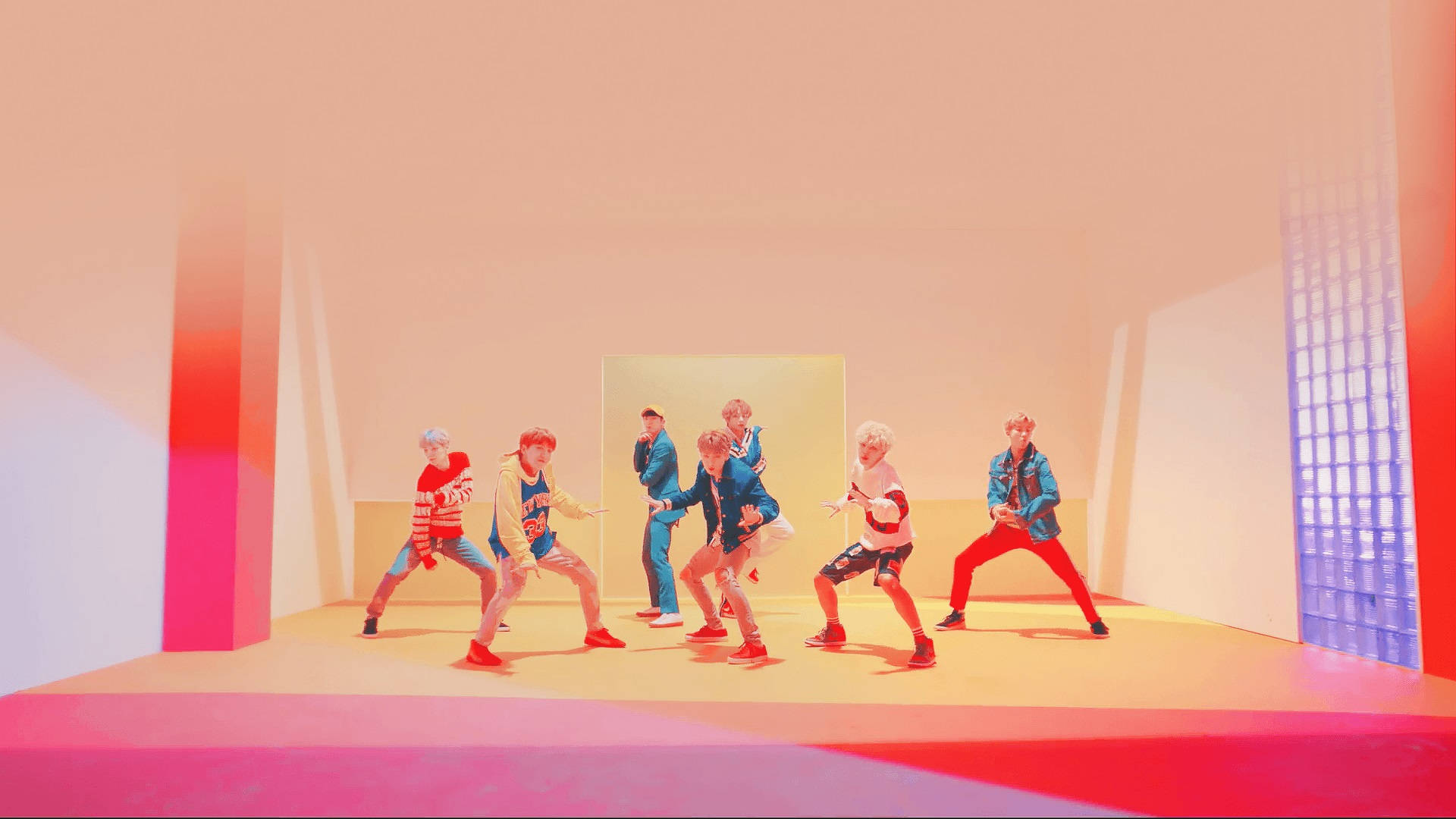 BTS розова стая тапет за работен плот Тапет