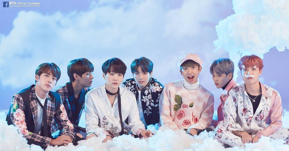 Снимка на BTS на фона на облаци Тапет