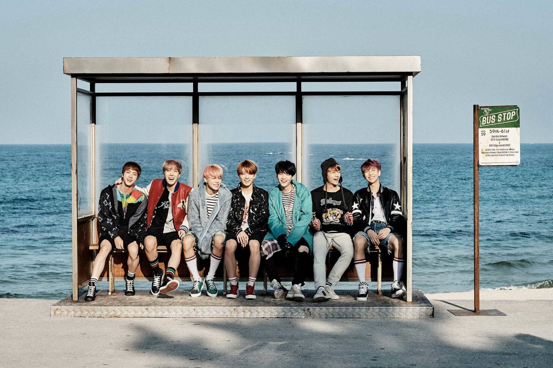 Готина тапет за лаптоп BTS Spring Day Тапет