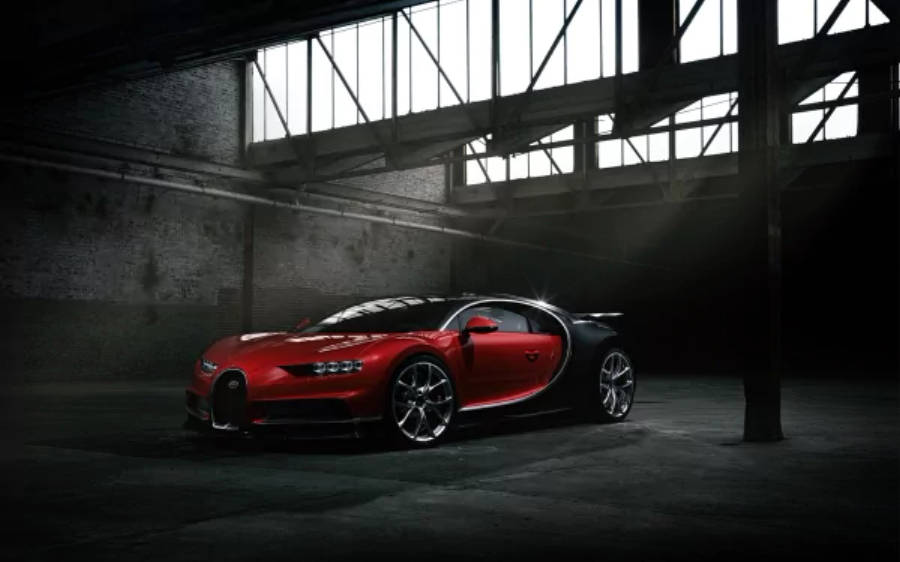 Червен Bugatti Chiron 4K Тапет