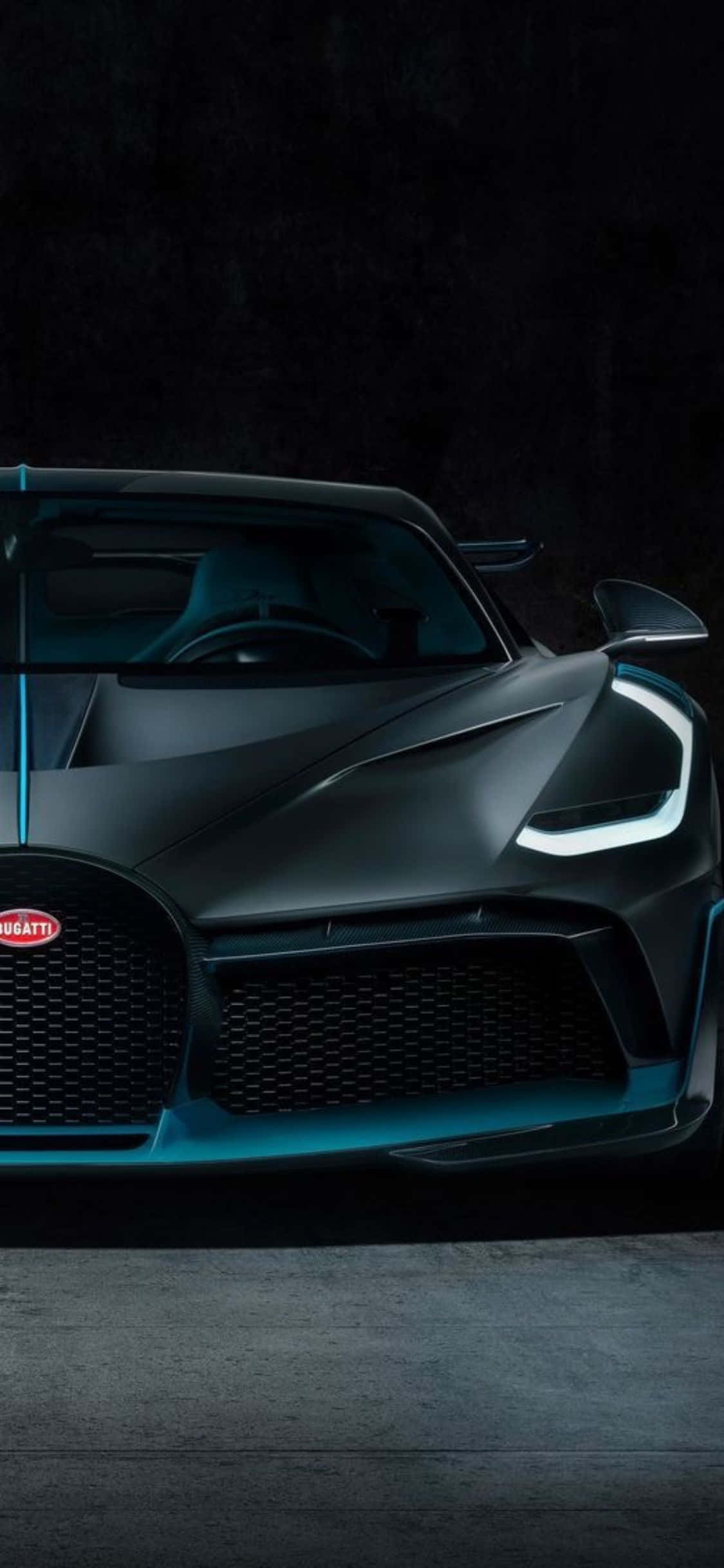 bugatti chiron е показан в тъмна стая Тапет