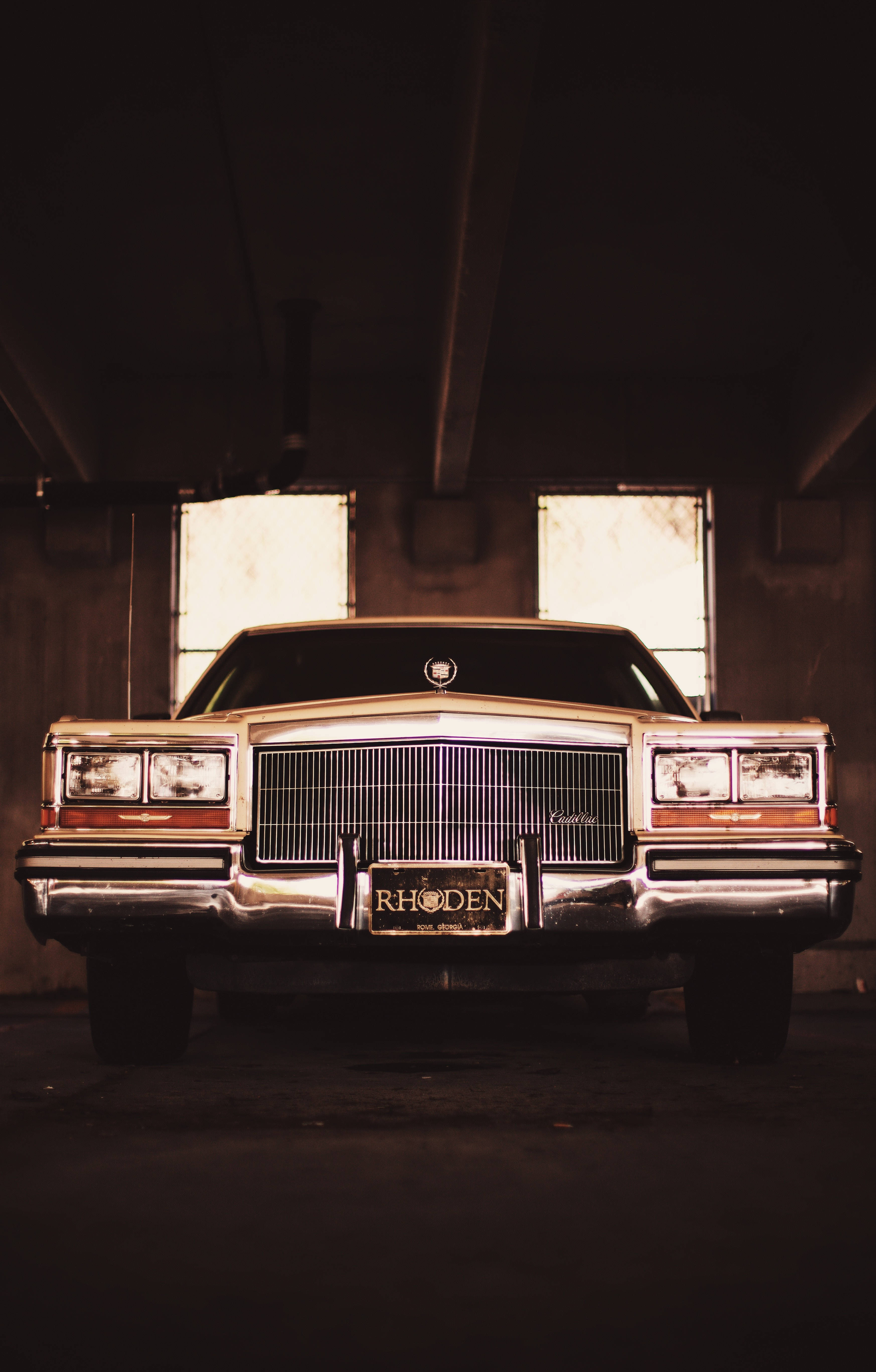 Винтажен Cadillac Brougham Тапет