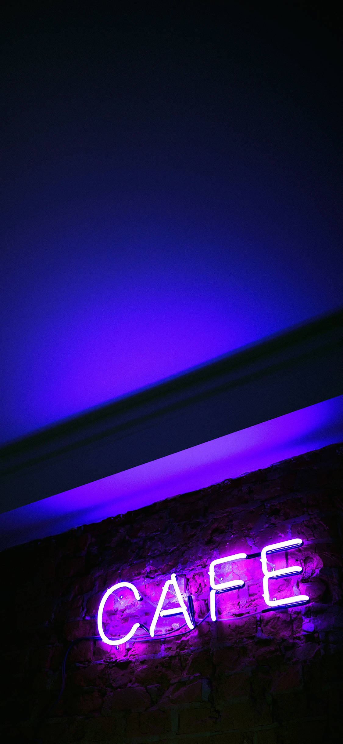 Cafe Sign Neon Purple iPhone Тапет