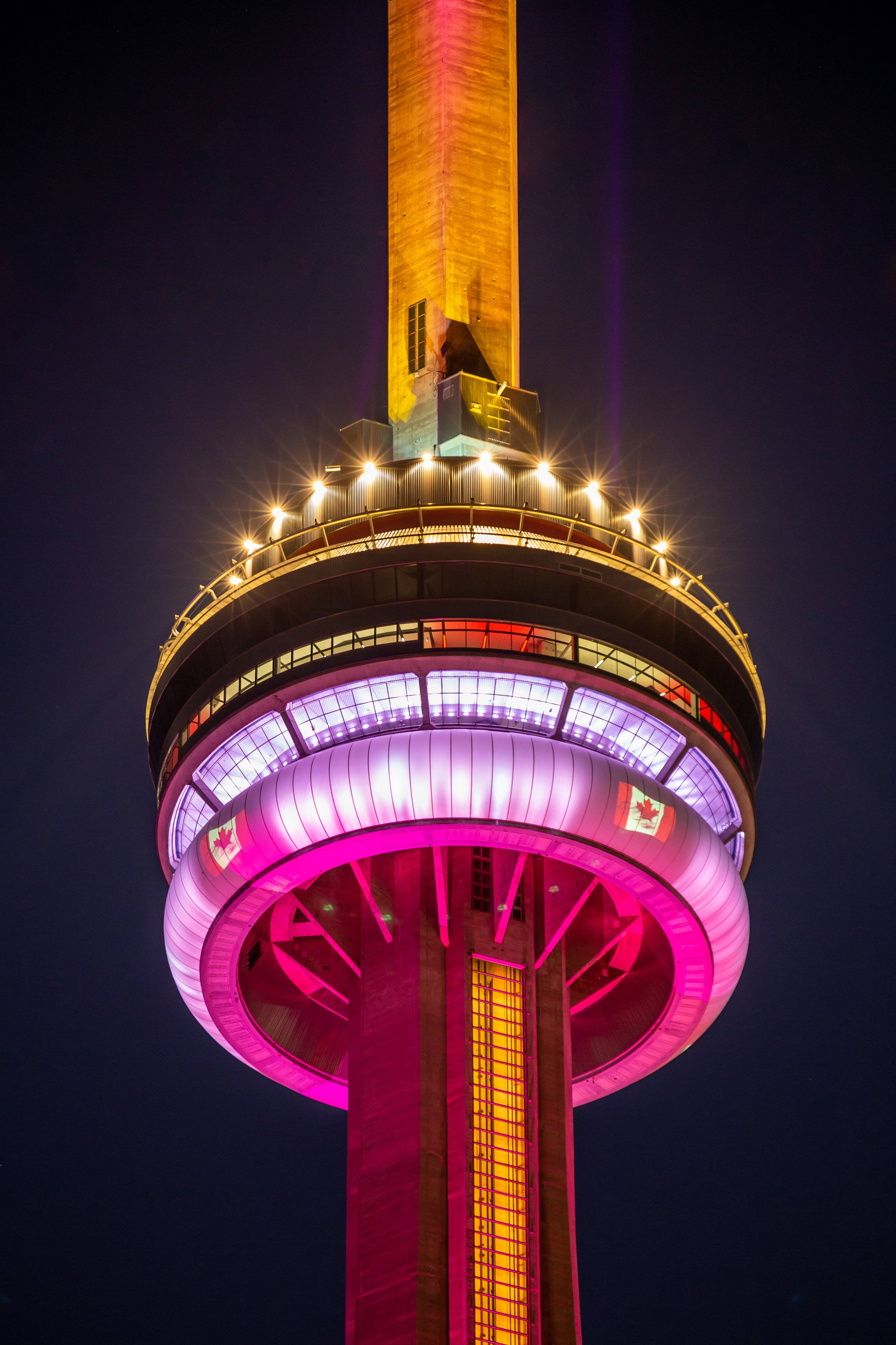 CN Tower за Националния ден на Канада Тапет