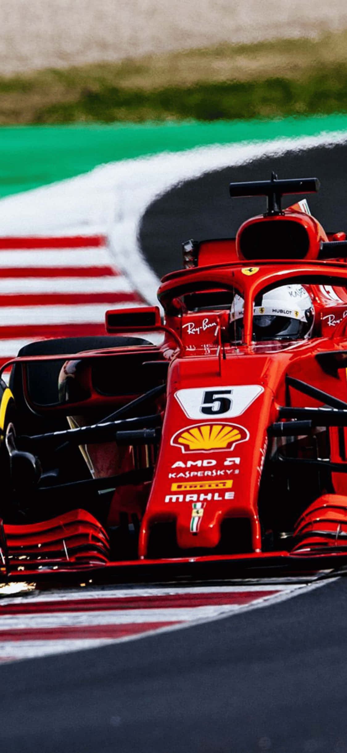 Изживейте състезателния дух на F1 2018 в ръката си Тапет