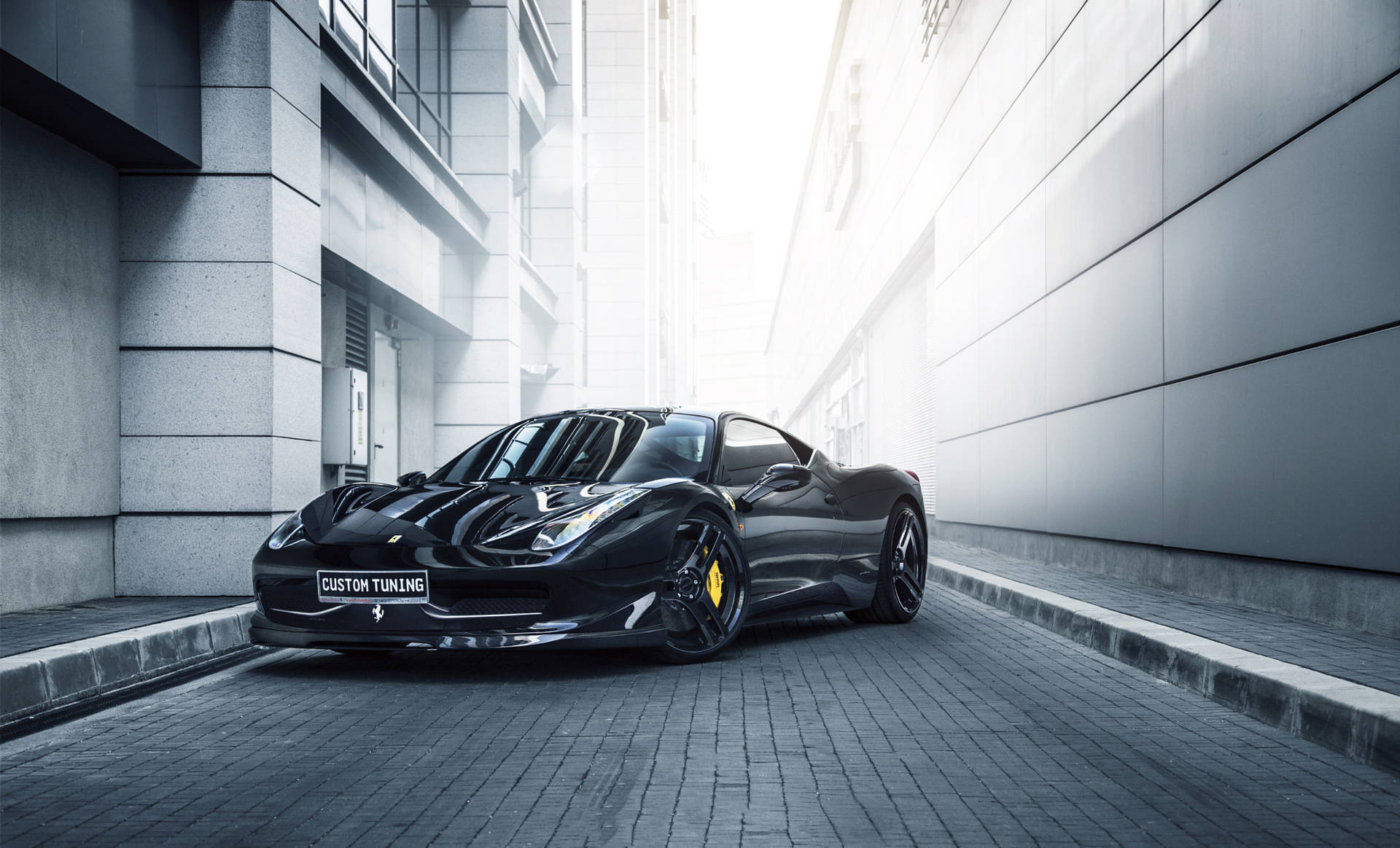 Ferrari 458 Italia модифициран от Novitec ярък сив тапет.