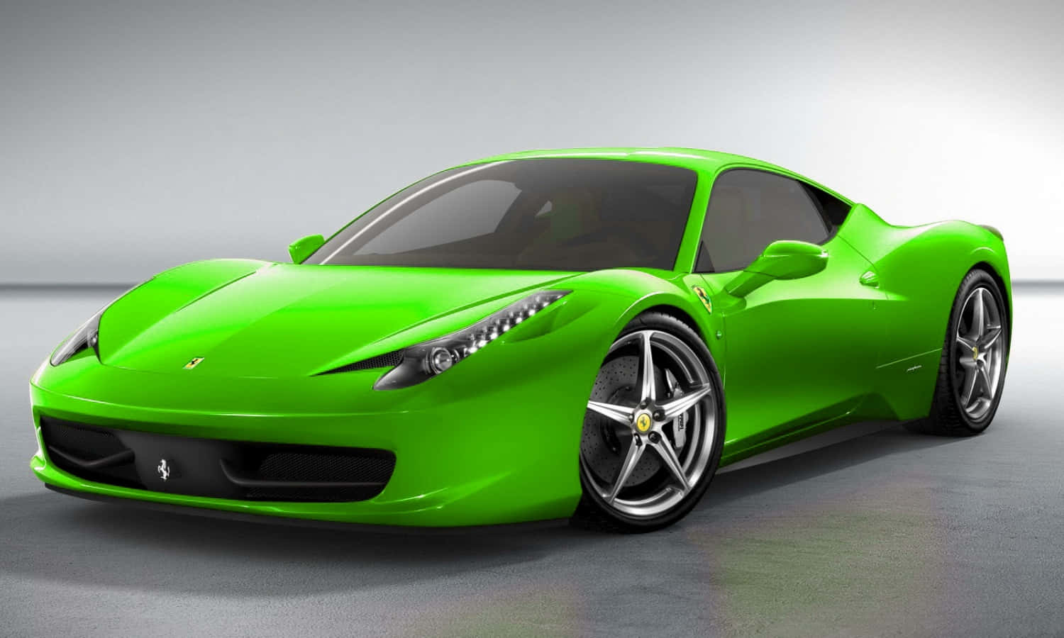 Потопете се в атмосферата на италианското гранд турне с това Ferrari Тапет