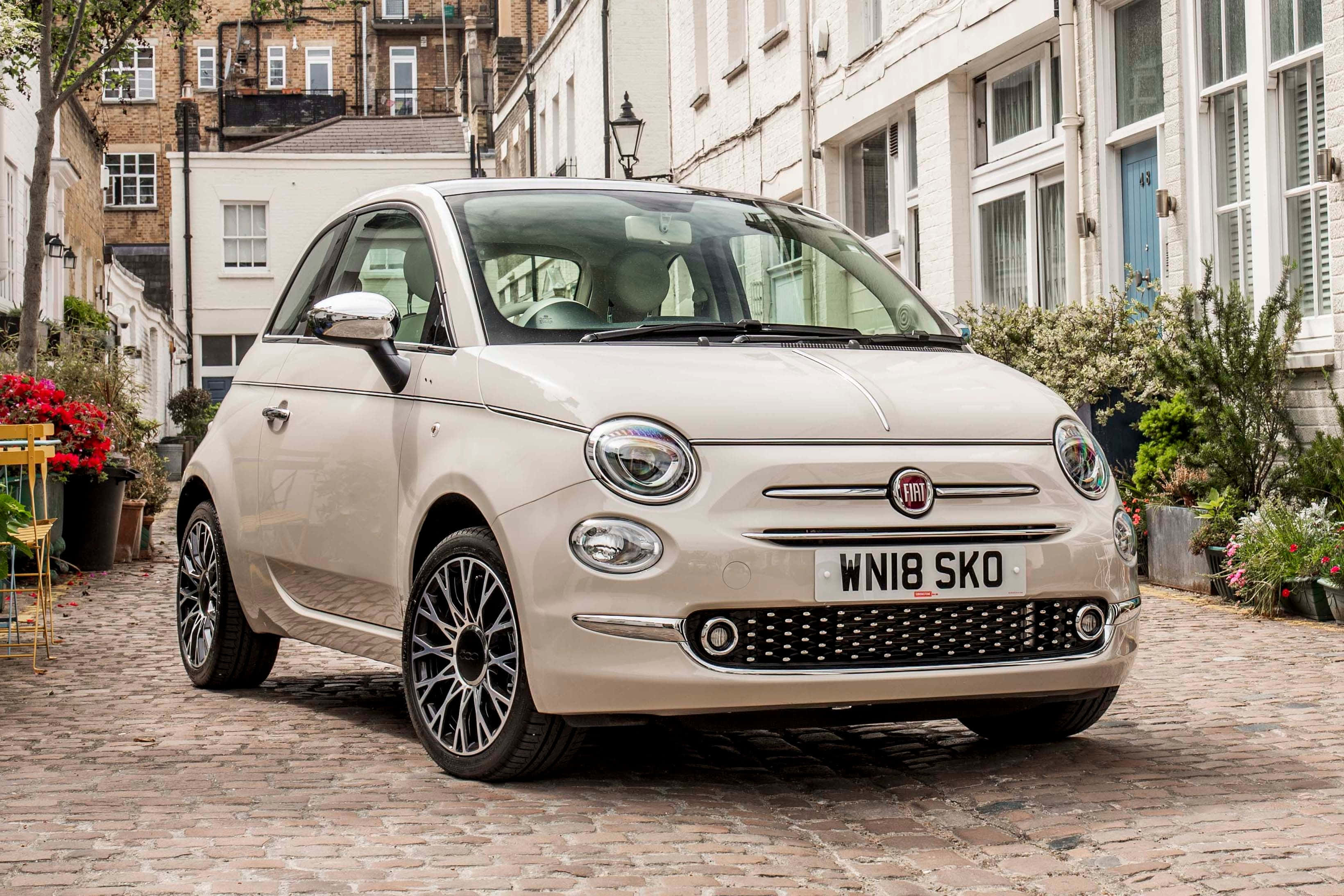 Открий света с Fiat Тапет