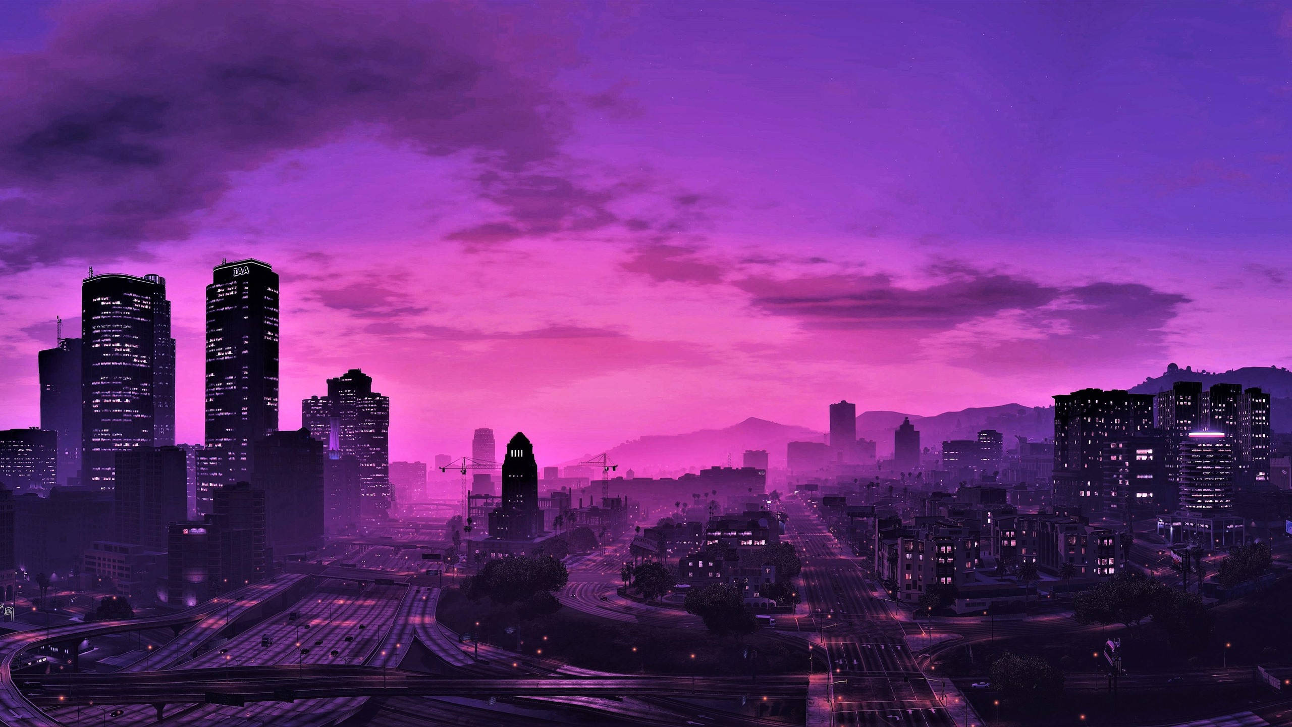 GTA 5 2560x1440 Нощно Небе в Лилаво Тапет