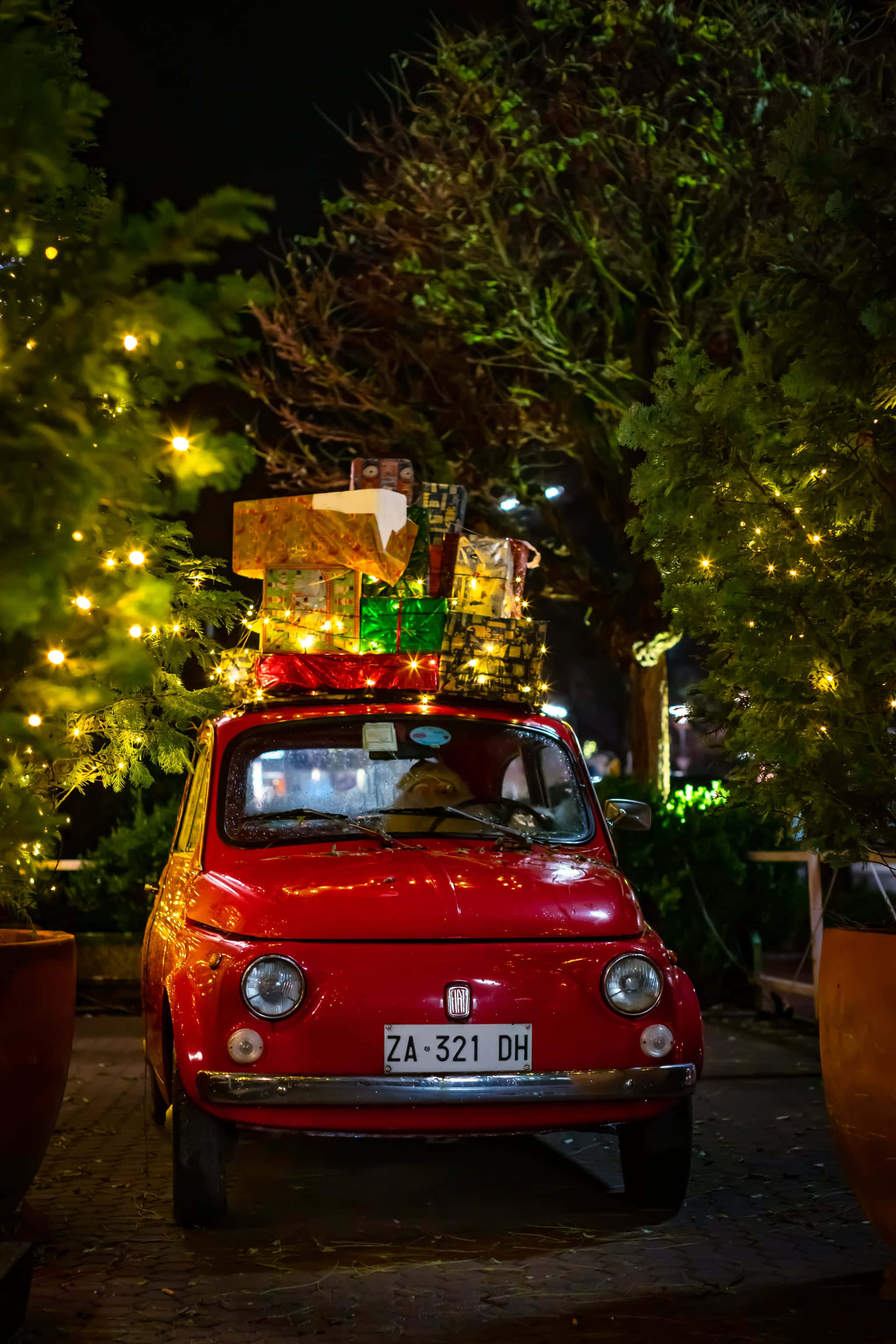 Коледна естетика на iPhone Fiat 500 Тапет