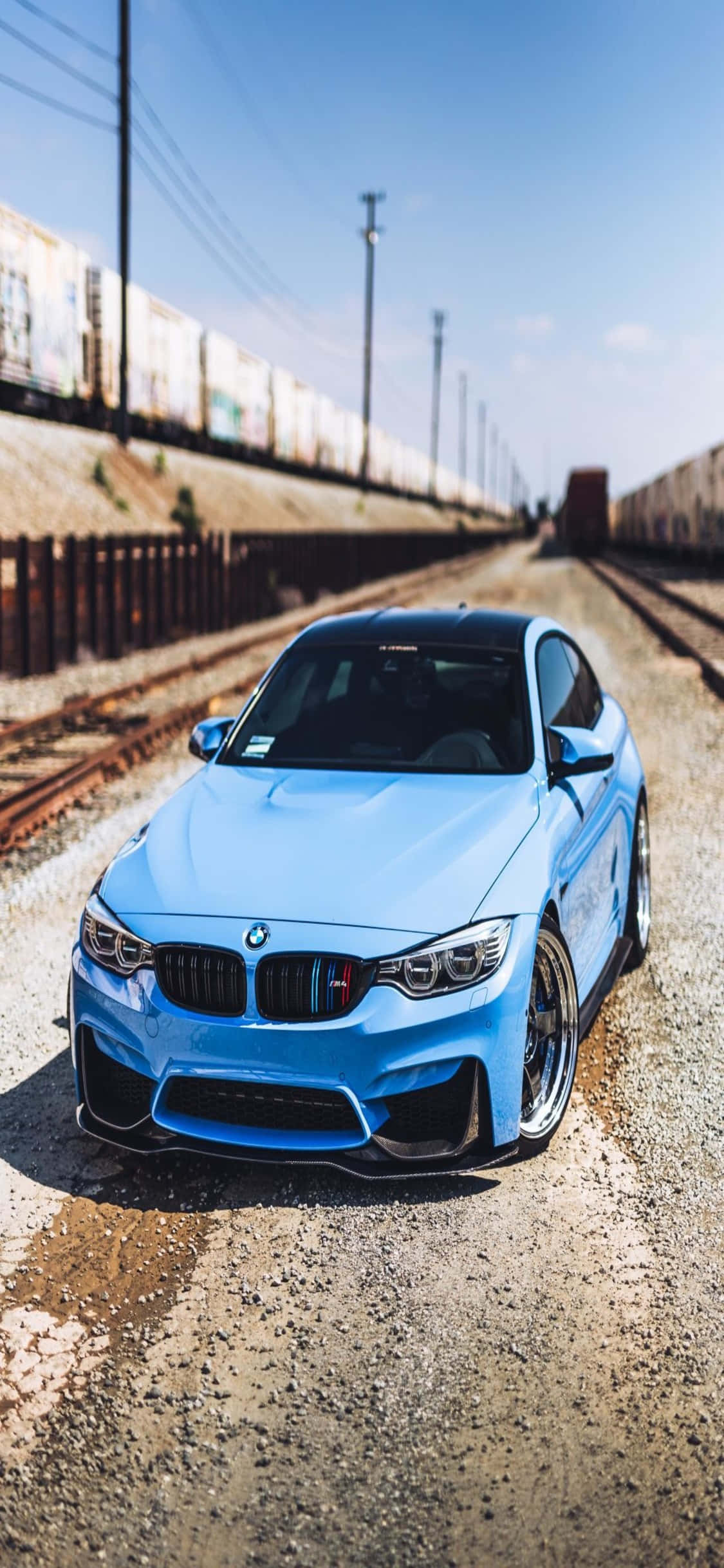 „Изживей крайния лукс с iPhone X и BMW!“ Тапет