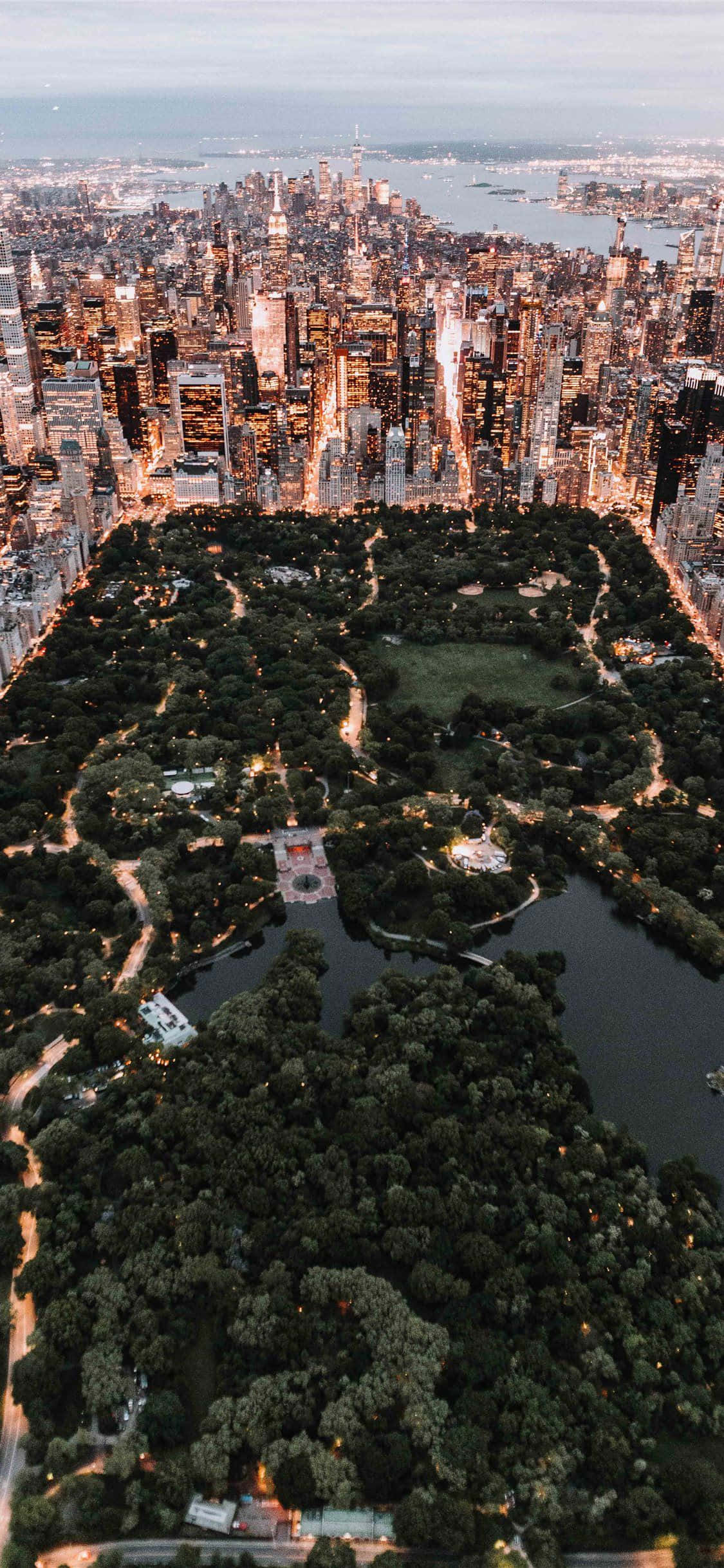 iPhone X в сърцето на Ню Йорк Тапет