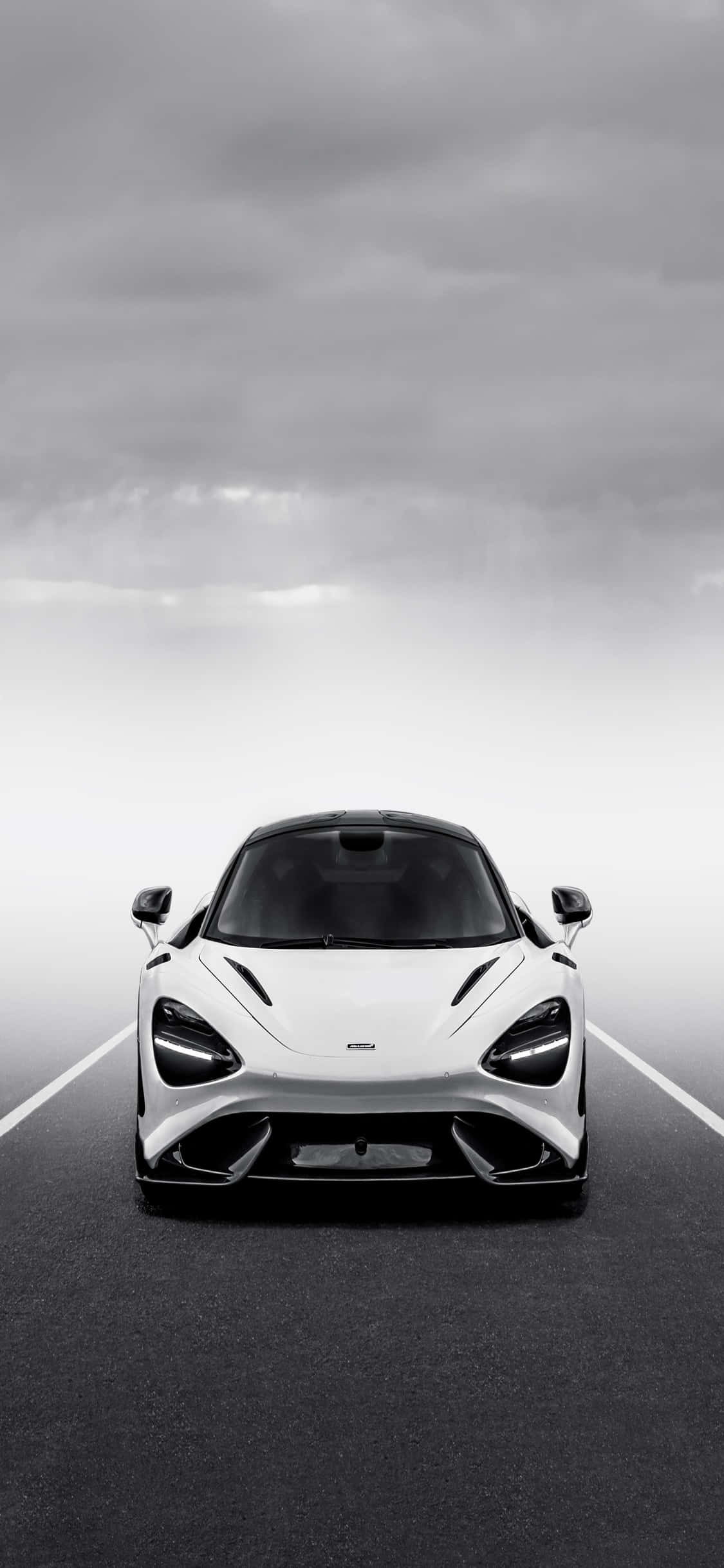 iPhone X Mclaren 720s Бял Фон Тапет