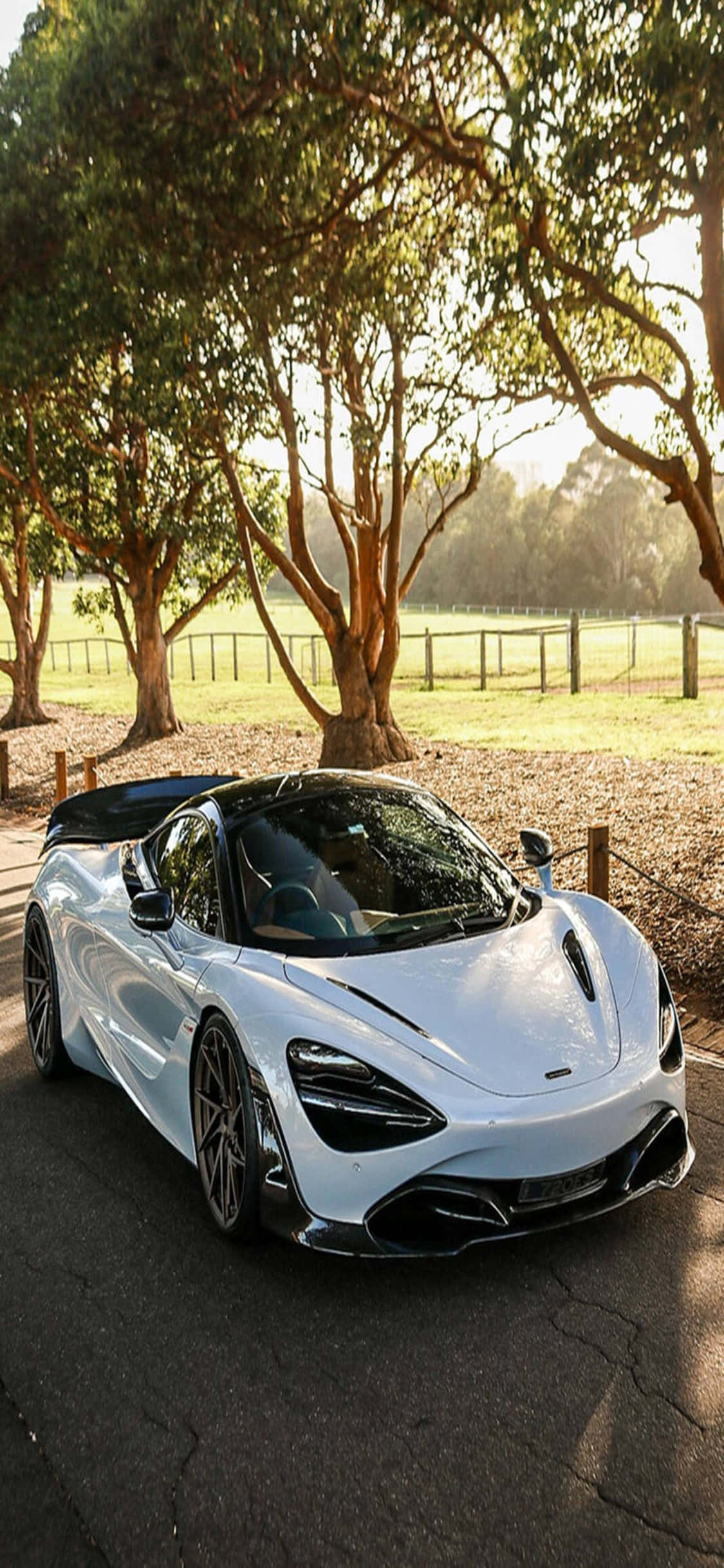 iPhone X Mclaren 720s Гай Фон Тапет