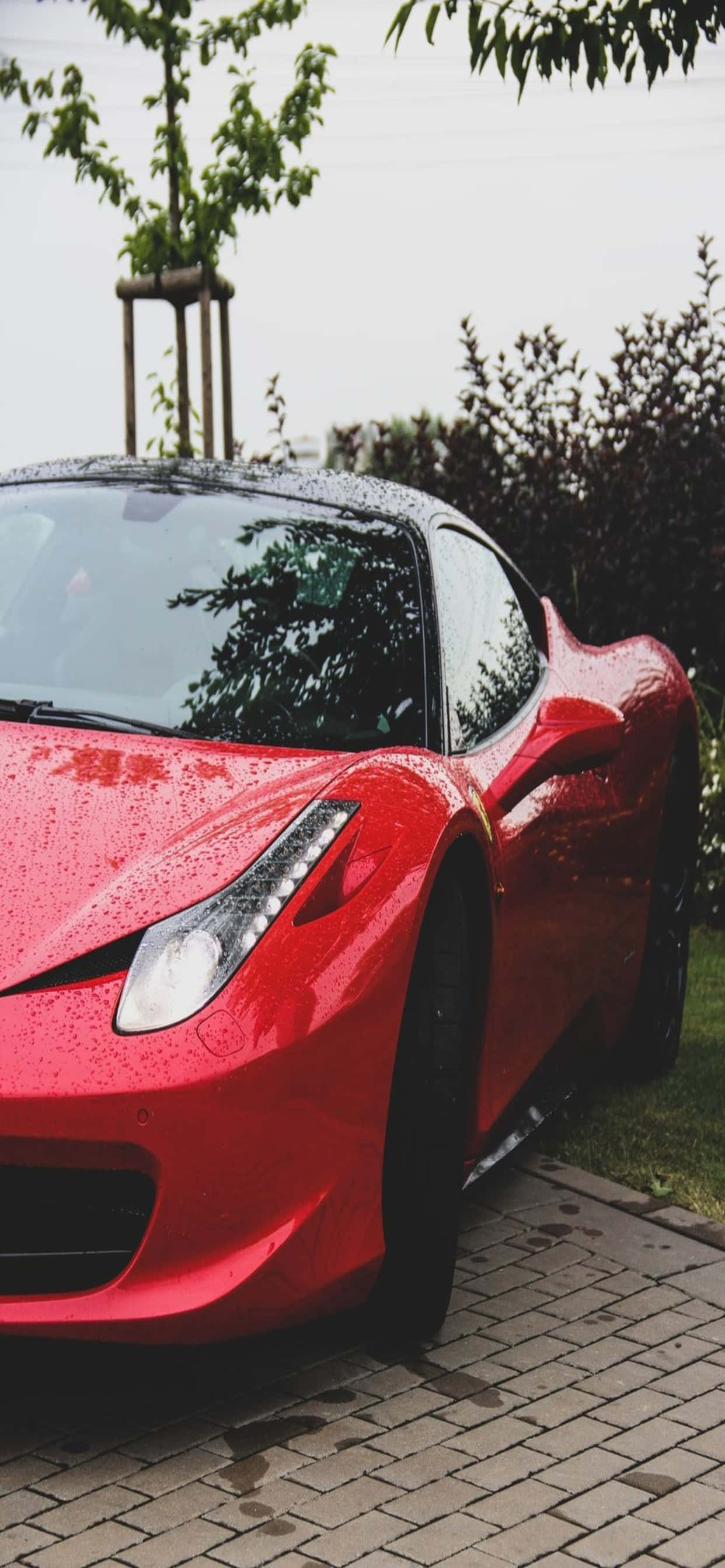iPhone Xs Max Ferrari фон Паркирана червена Ferrari 458 Тапет