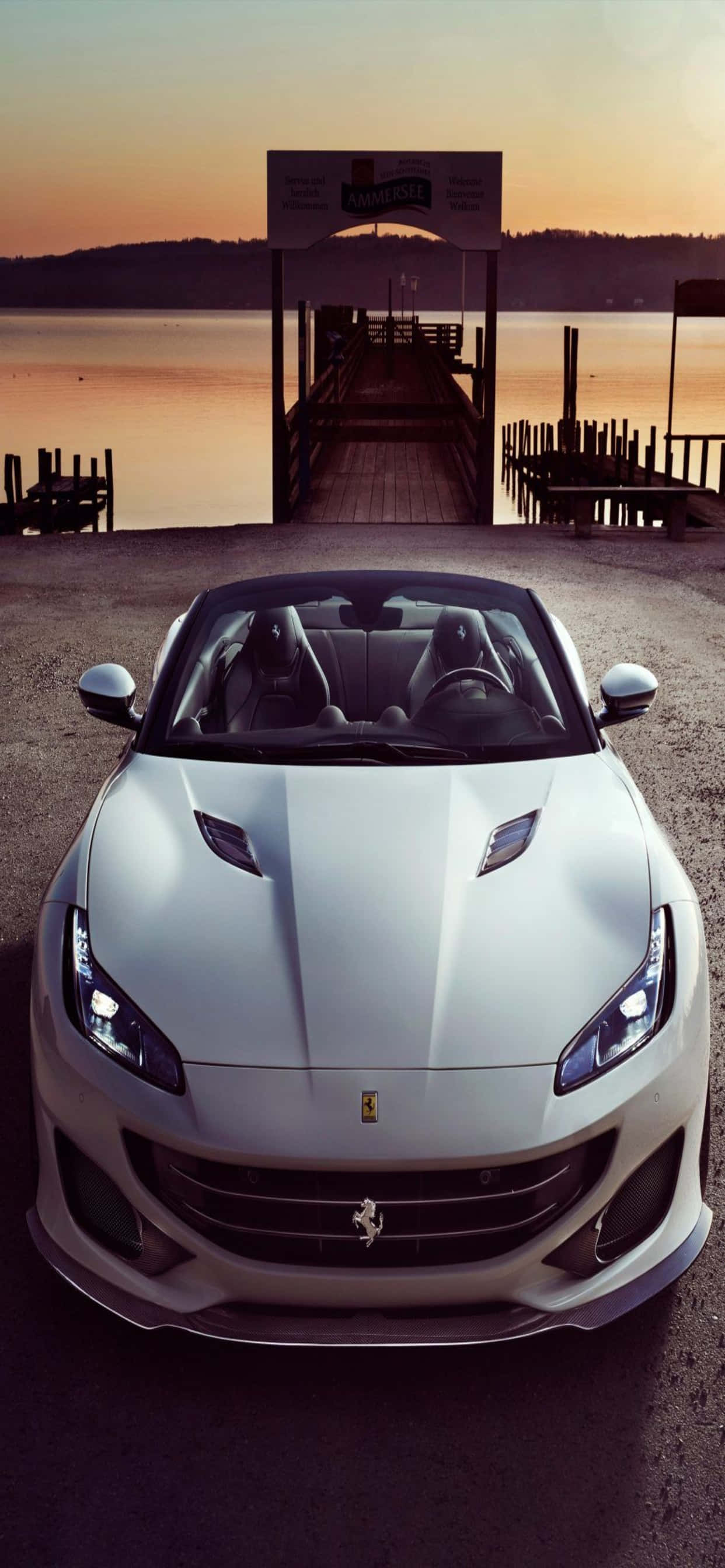 iPhone Xs Max Ferrari Тапет Светло Сив Ferrari Portofino Тапет