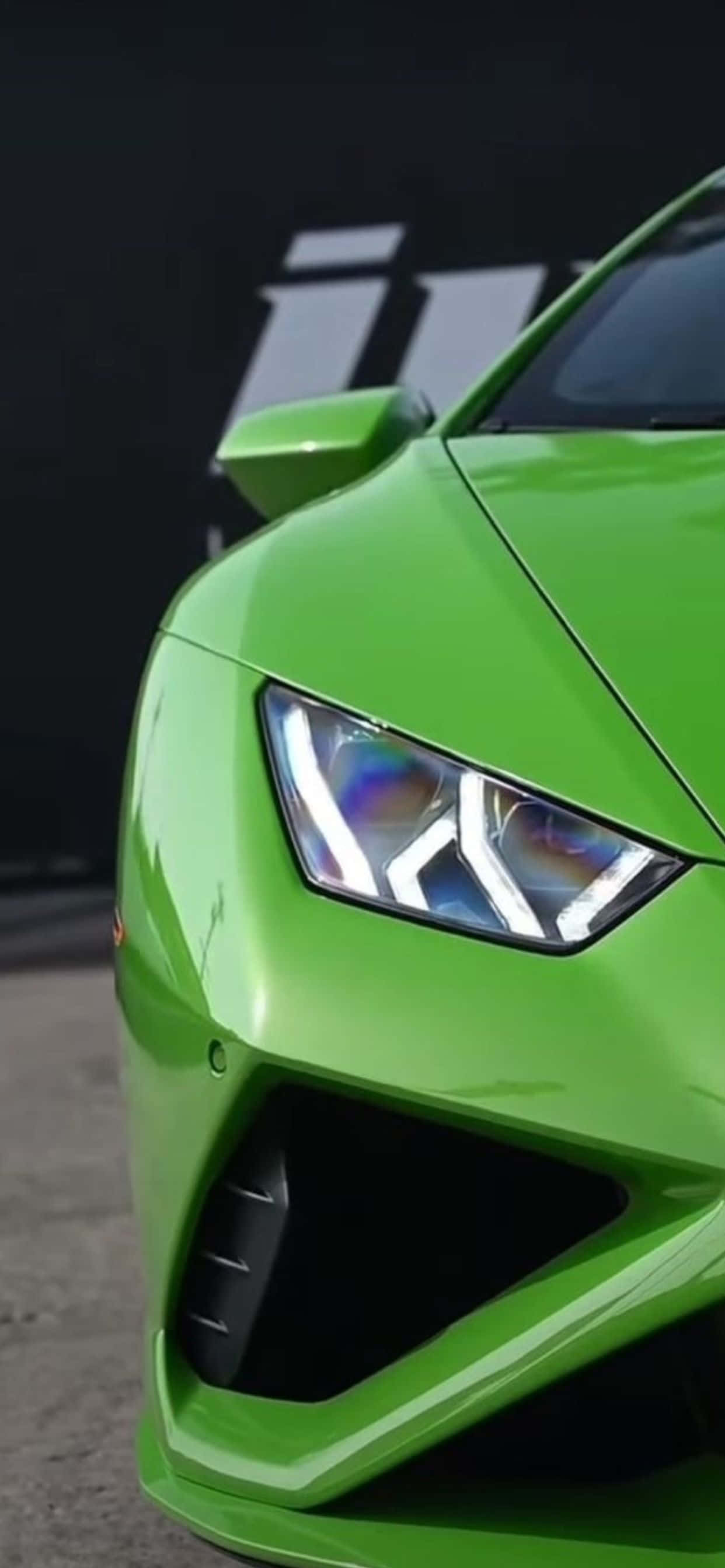 iPhone XS Max Lamborghini Green Background Тапет