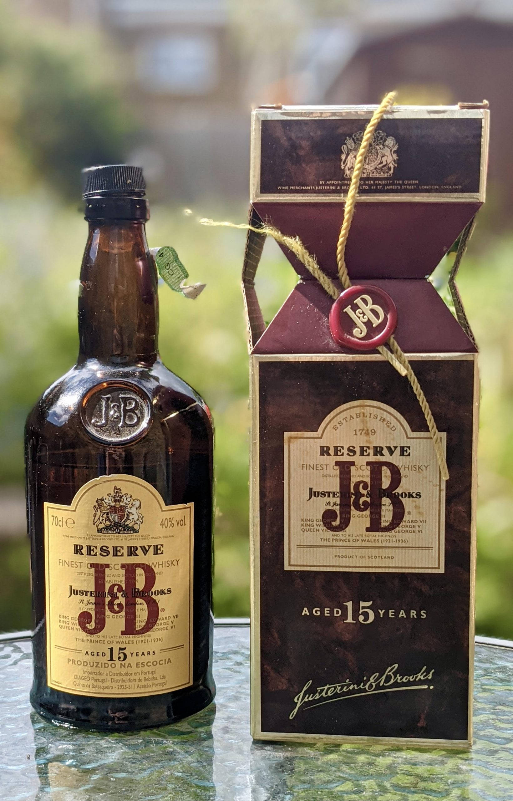 J&B Reserve Aged 15 Years Тапет