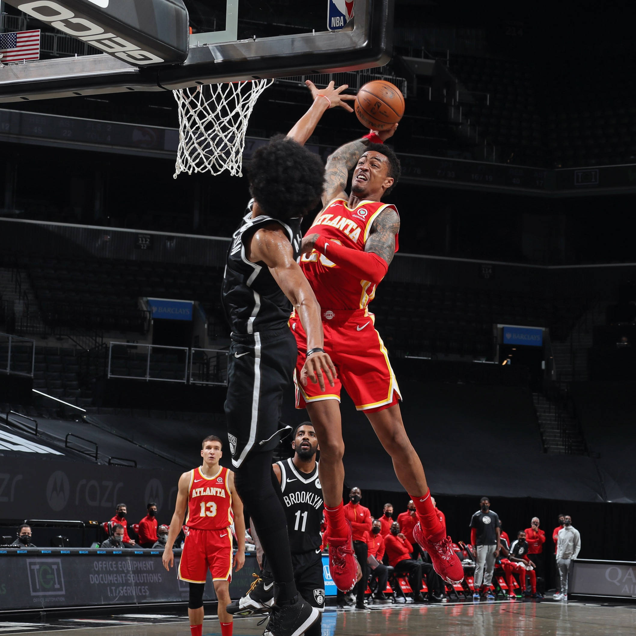 John Collins с противников отбор Тапет