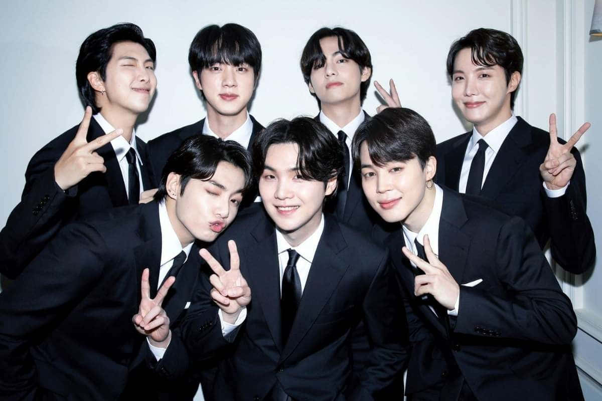 Снимка на KPOP групата BTS Тапет