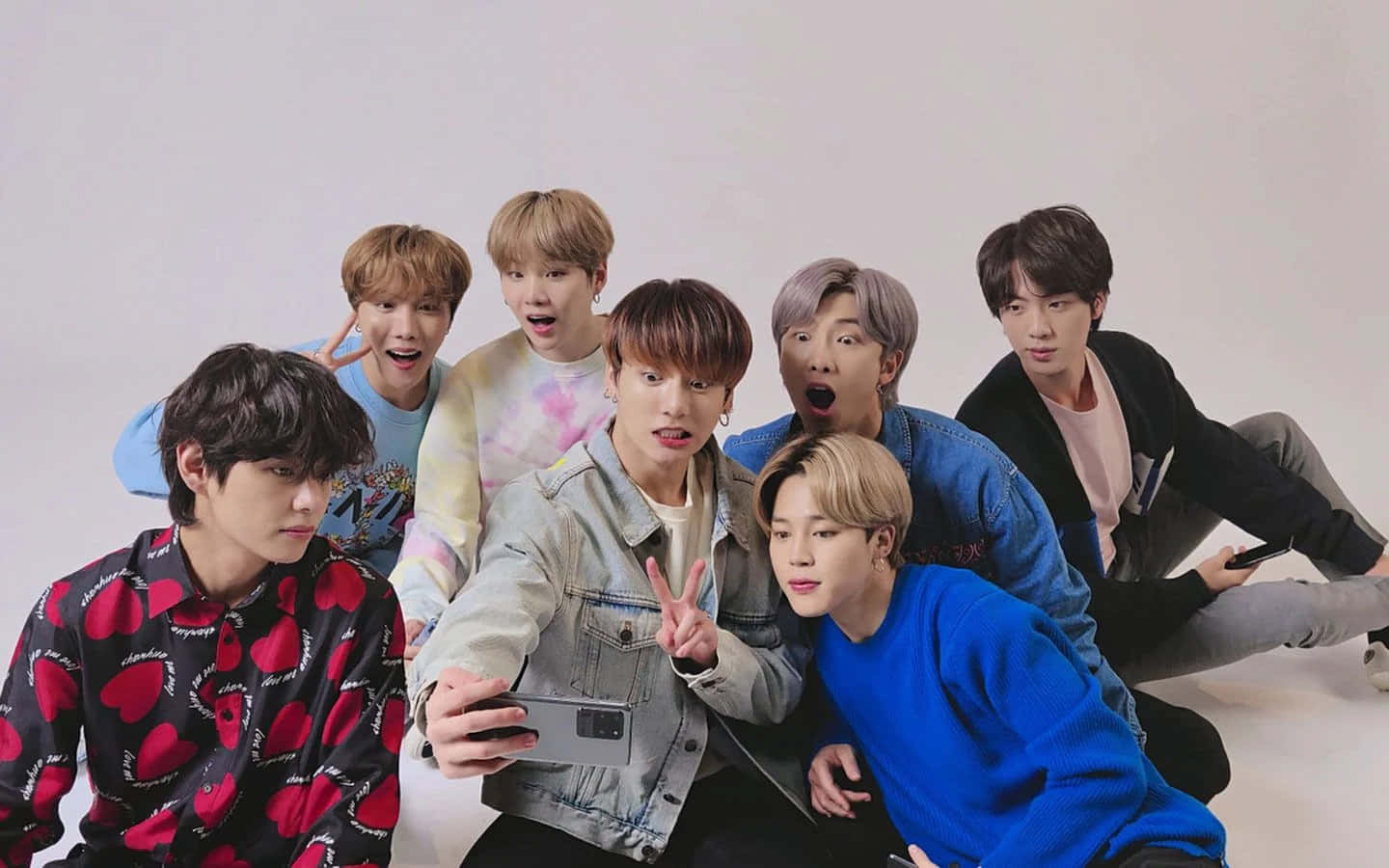 Kpop BTS селфи снимка Тапет
