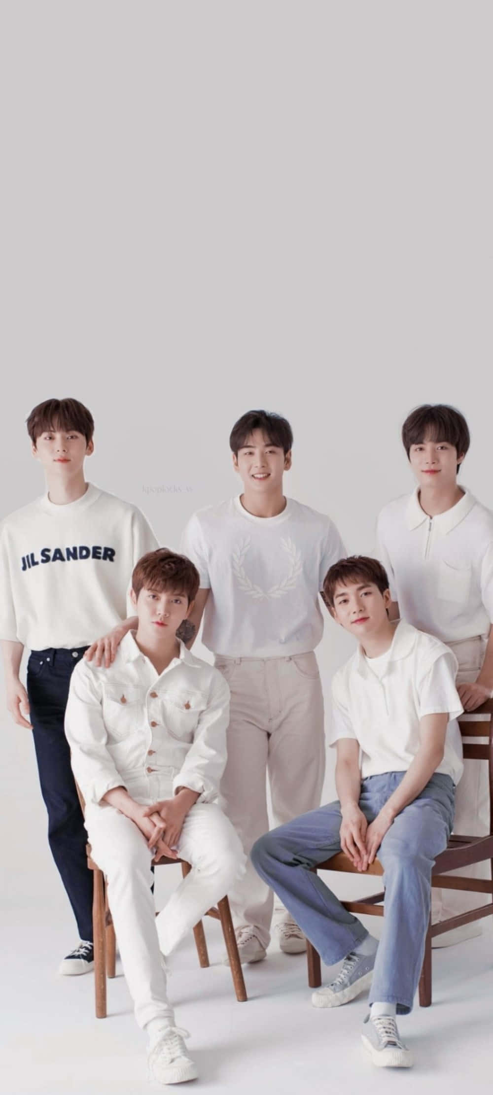 Естетика на Kpop момчешка група NU'EST Тапет