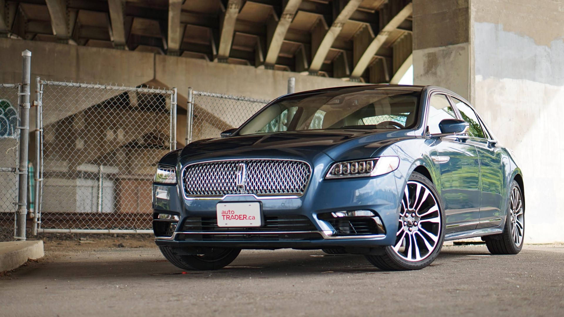 Автомобилна фотография на Lincoln Continental 2020 Тапет
