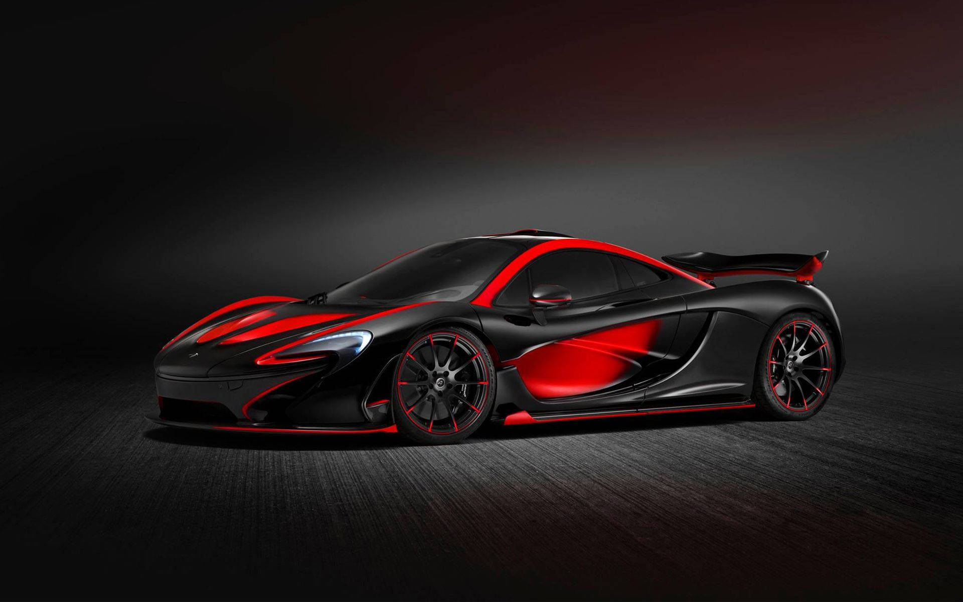 Готина червена черно сива кола McLaren P1 Тапет
