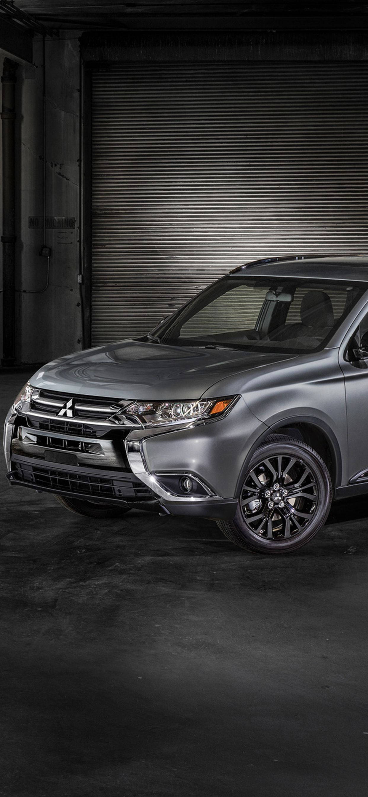 Сер Mitsubishi Outlander Тапет