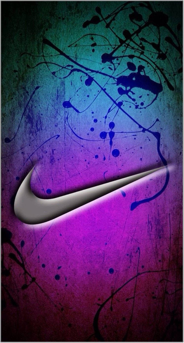 Готична емблема Nike с пръски от боя Тапет