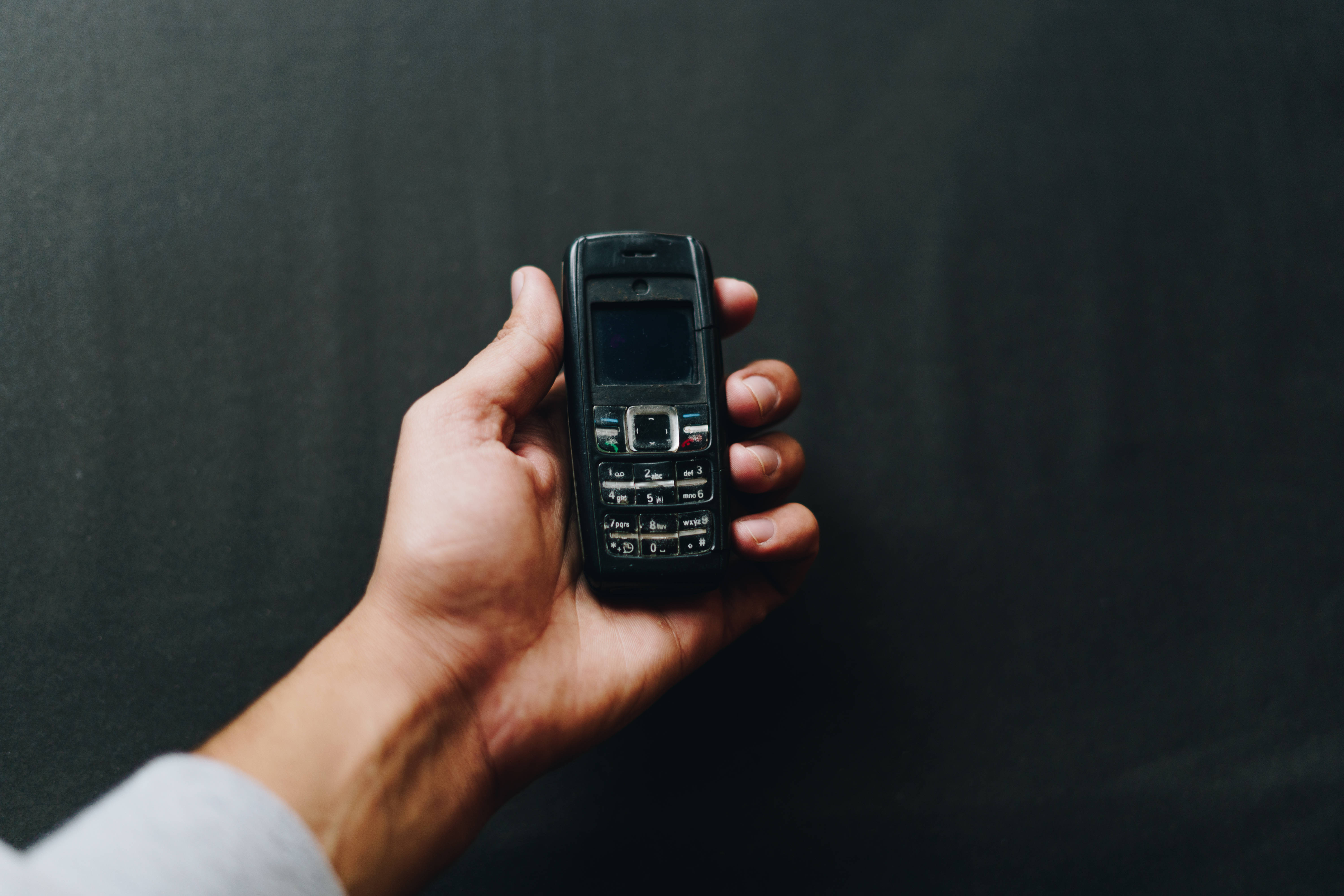 Мобилен телефон Nokia 1600 Тапет