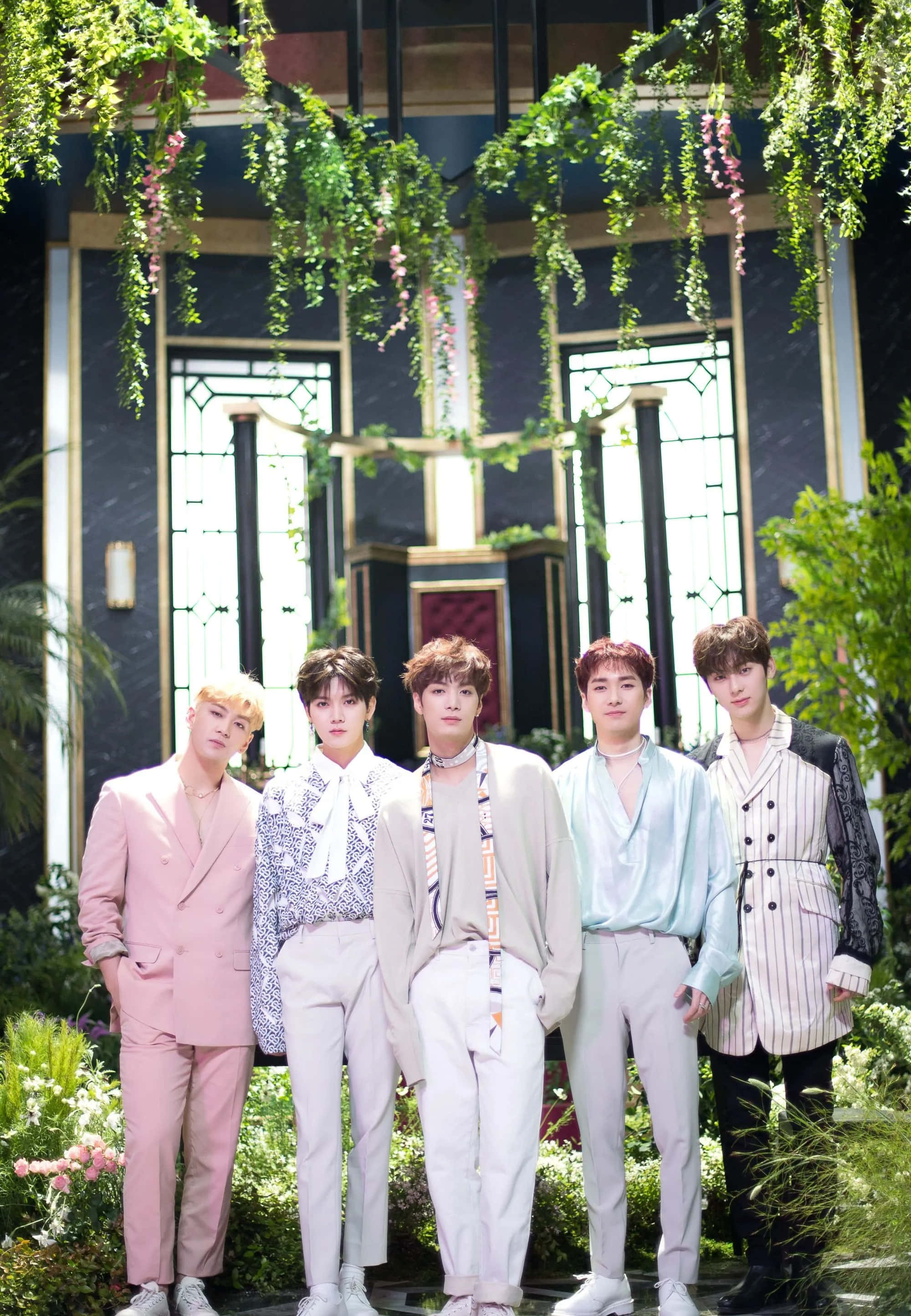 Градина Nuest Kpop Boy Group Тапет