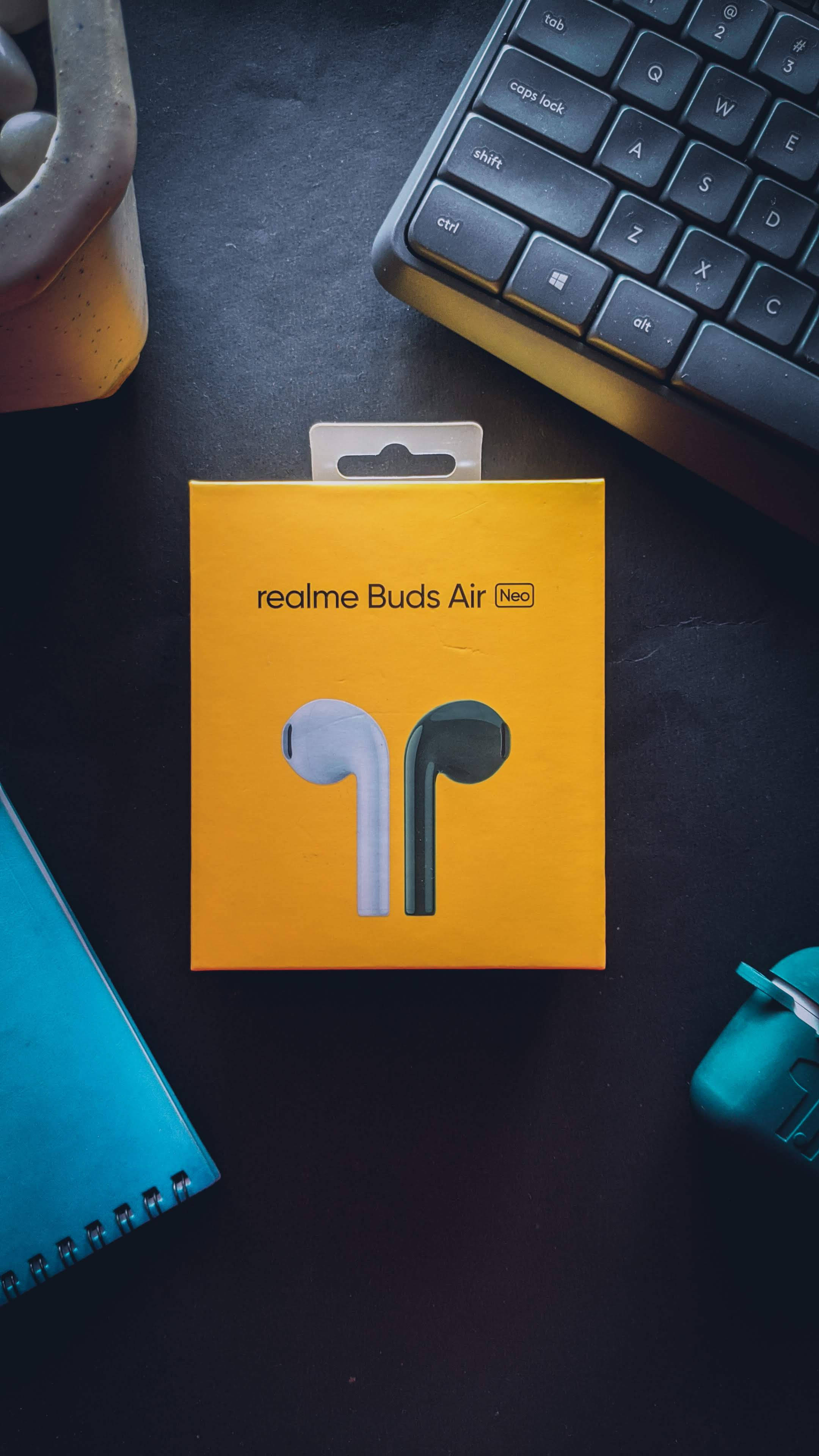 Realme Buds Air Тапет