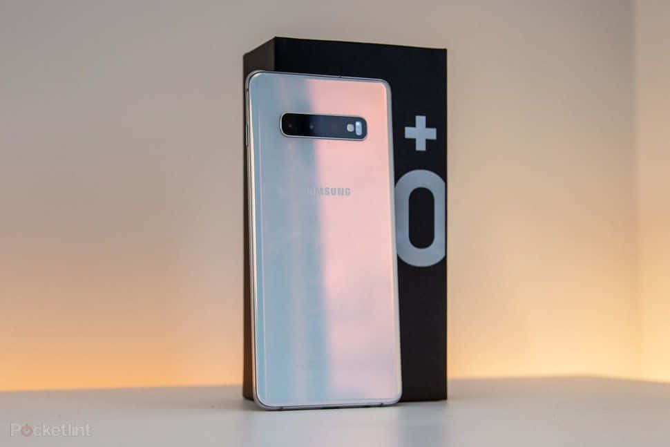 Следващото поколение смартфони – Samsung Galaxy S10 Тапет