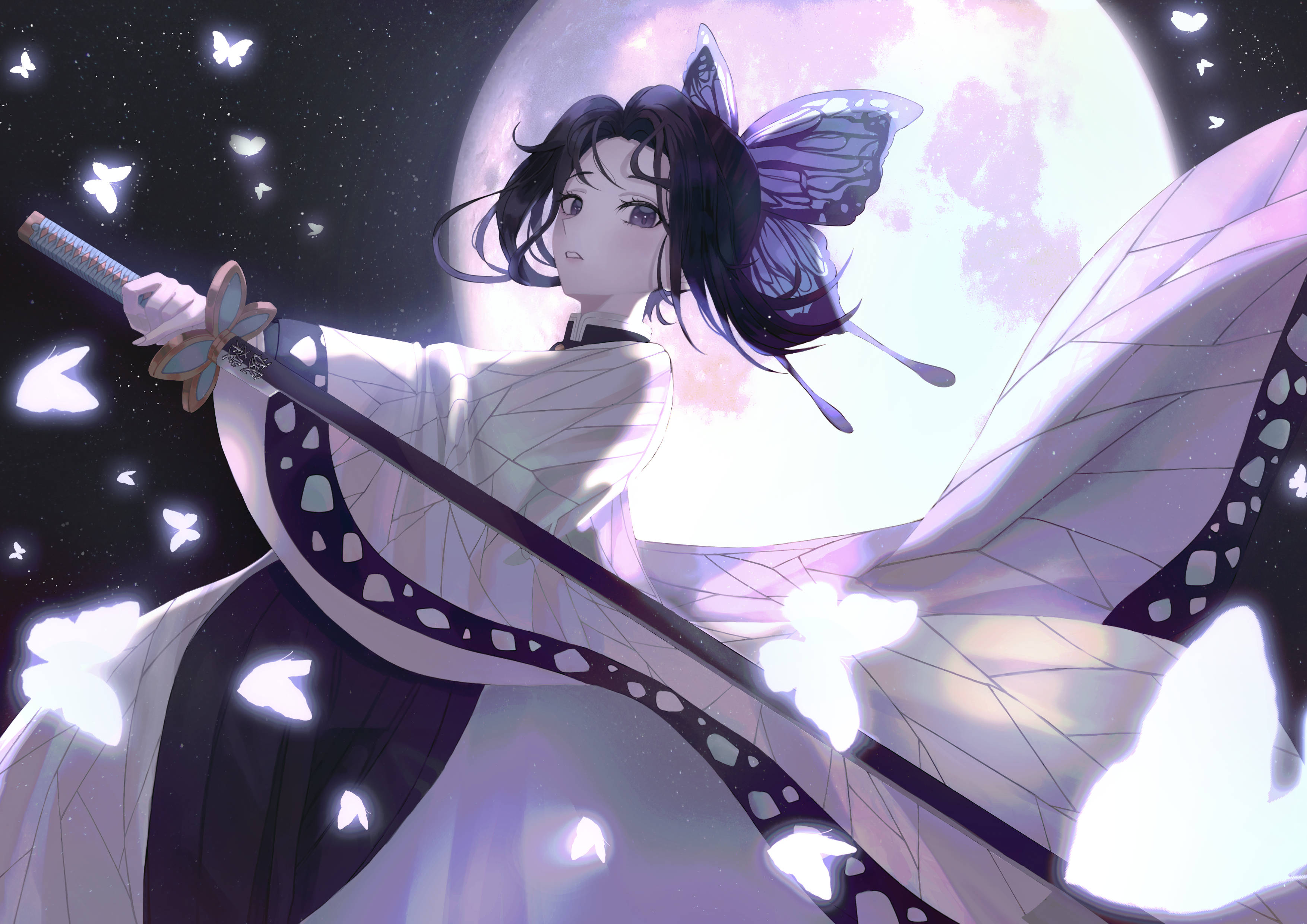 Shinobu с пеперуди 4K Demon Slayer Тапет