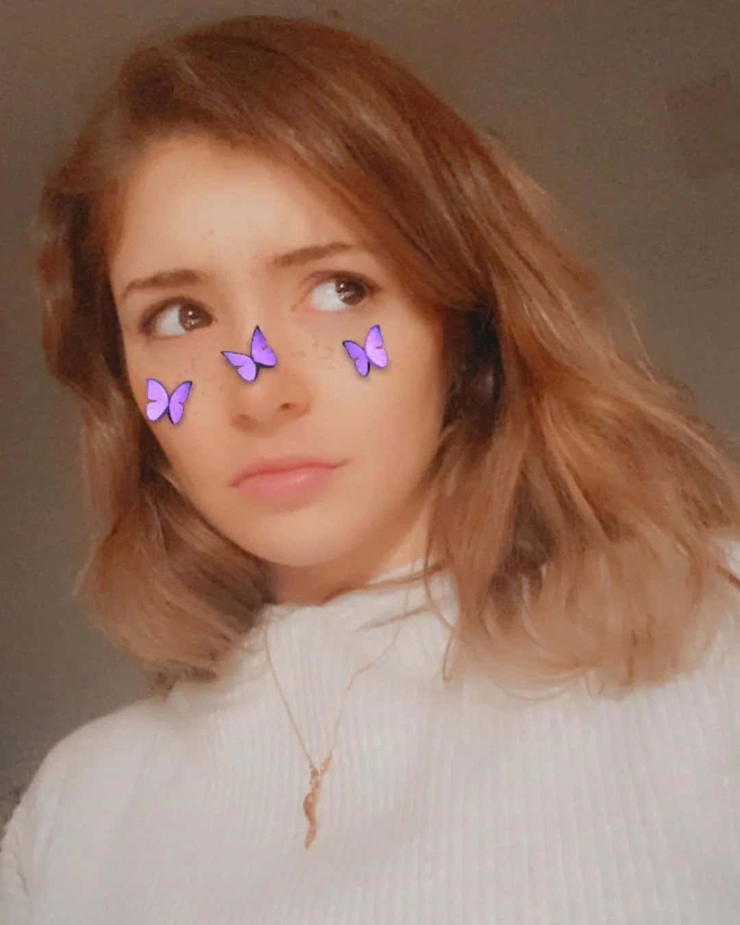 Снимка с филтъра на пеперуда в Snapchat Тапет