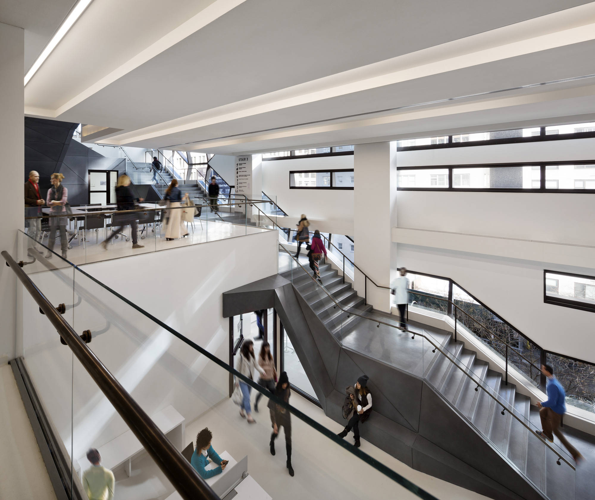 Модерен интериорен дизайн в The New School Тапет