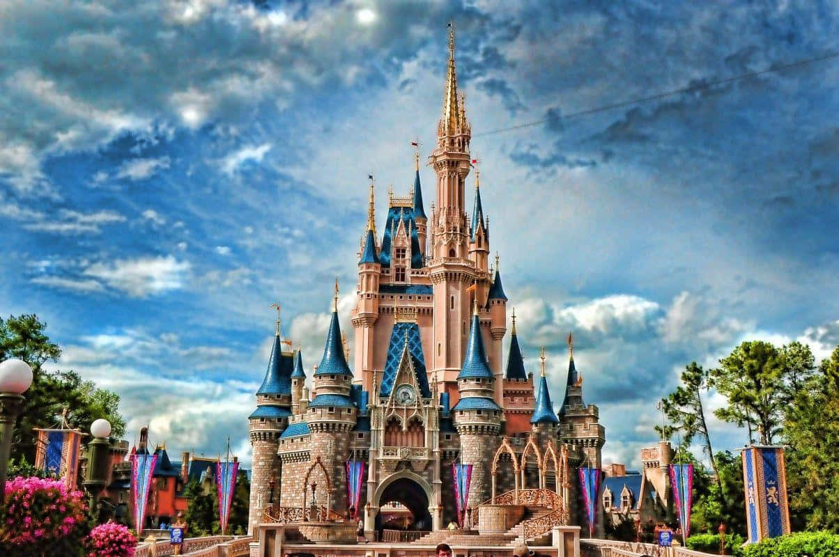 Естетично небе над Disney World за десктоп Тапет