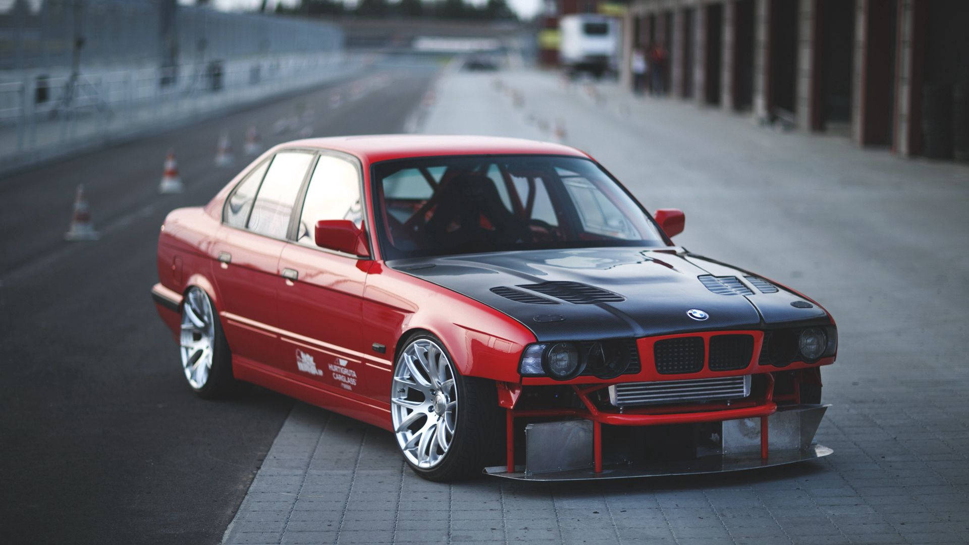 Червен E46 Full HD BMW